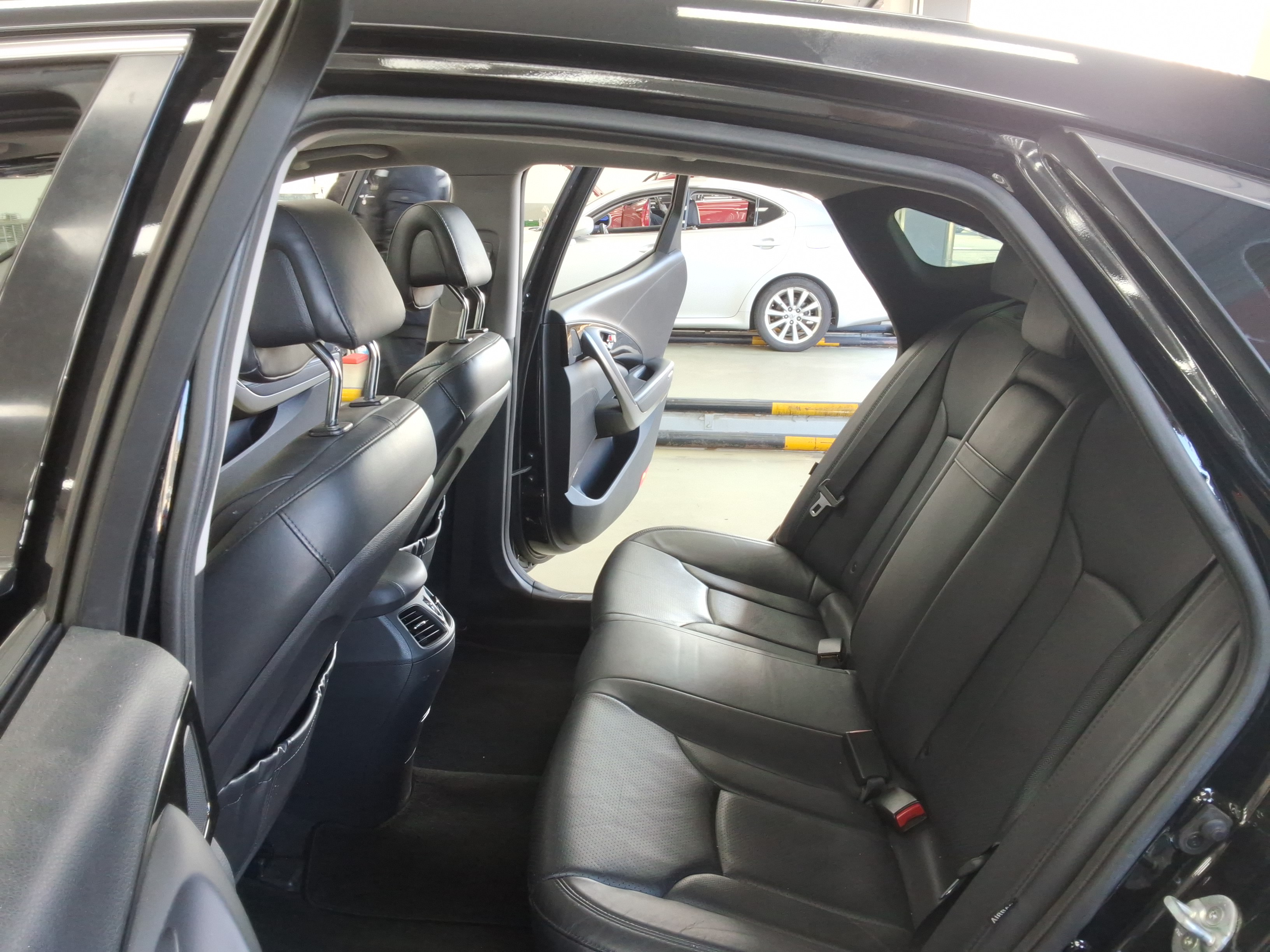 صورة إضافية