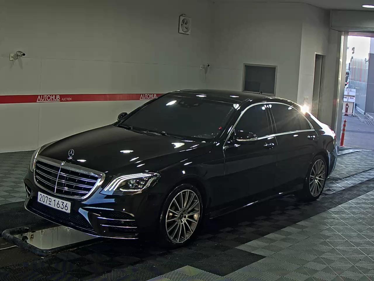 Mercedes-Benz S450