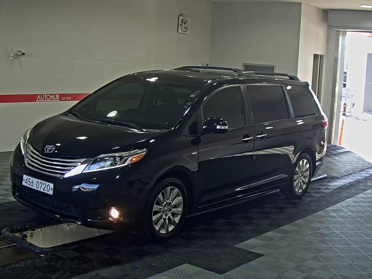 تويوتا سيينا