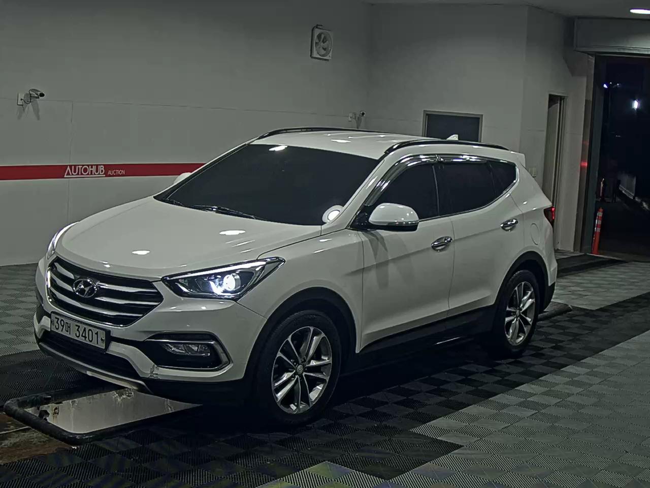 هيونداي سانتا في