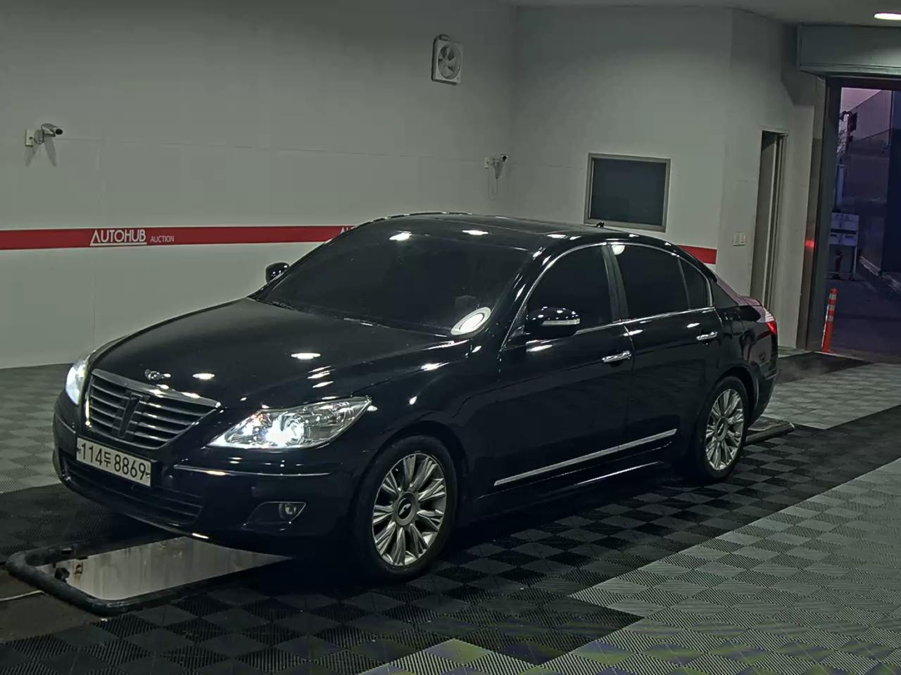 Hyundai Genesis 380