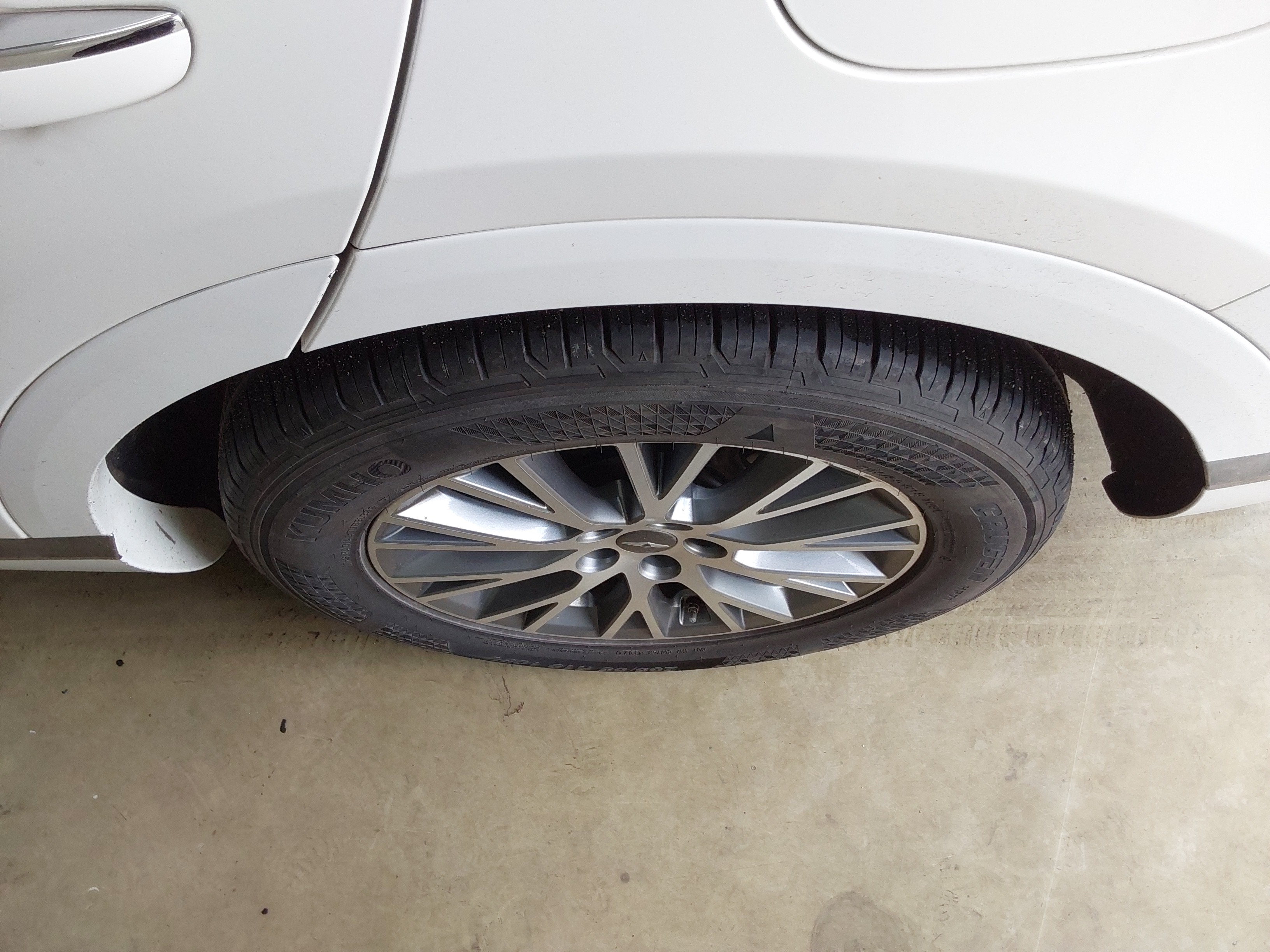 صورة إضافية