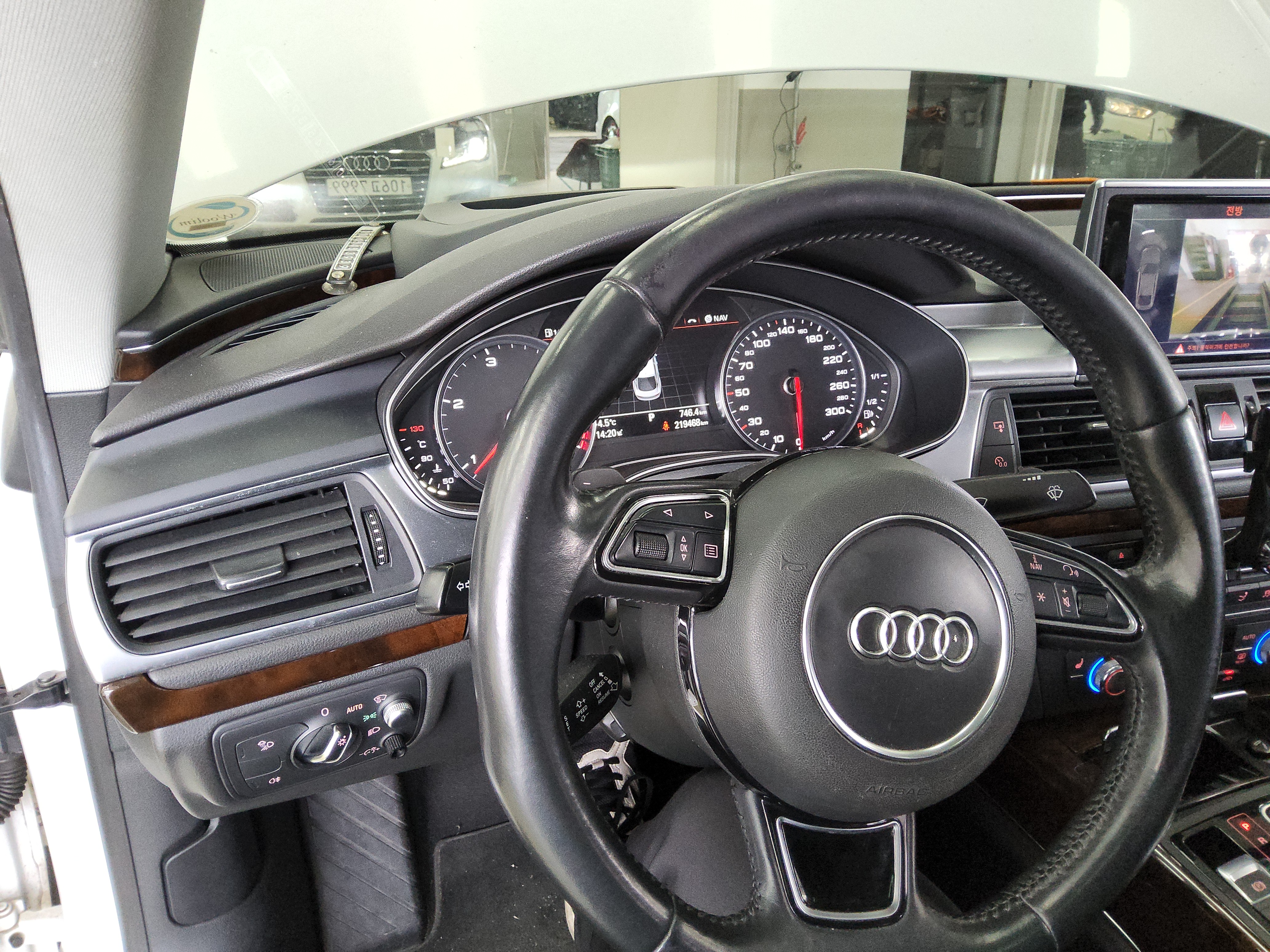 صورة إضافية