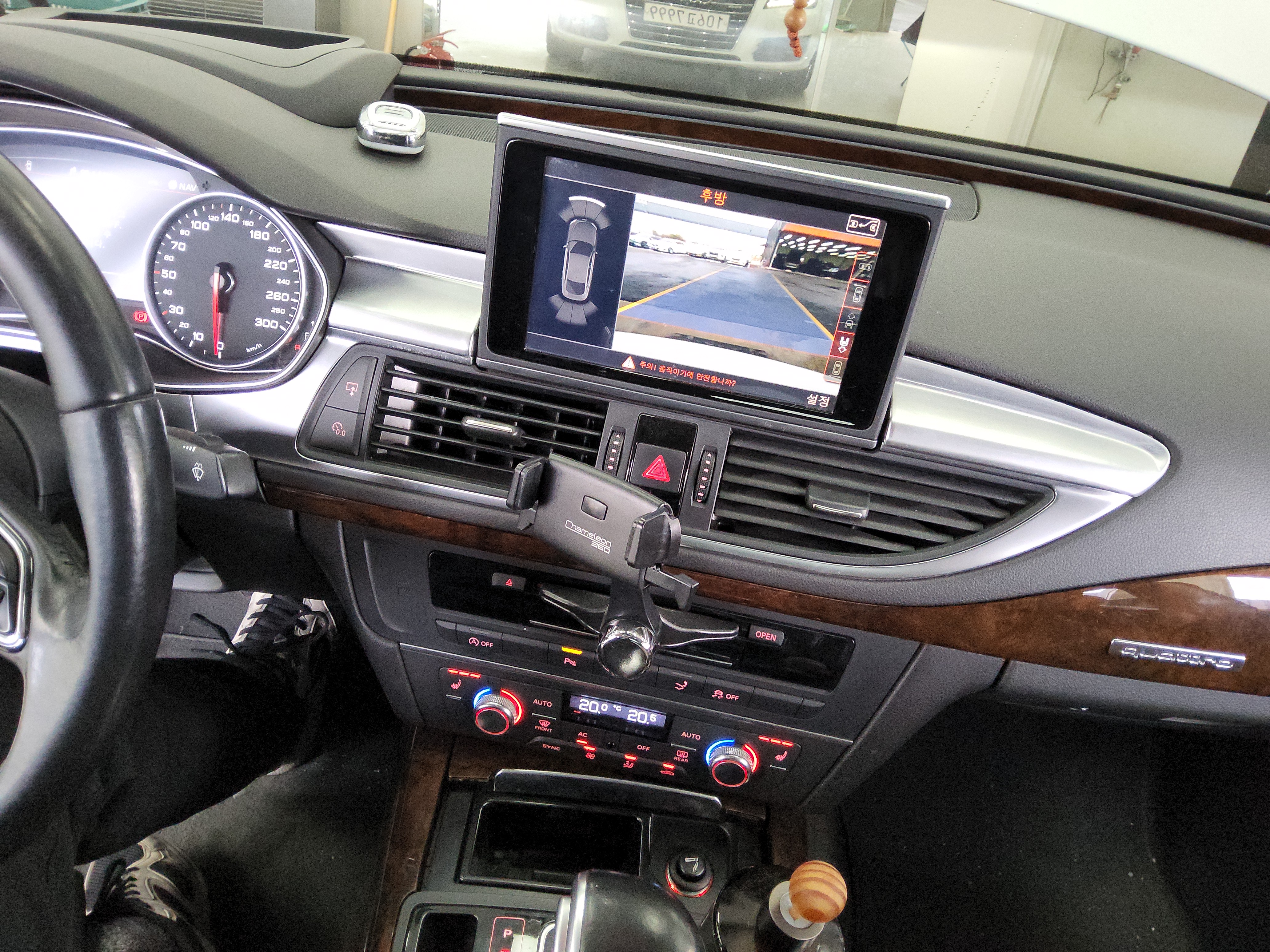 صورة إضافية