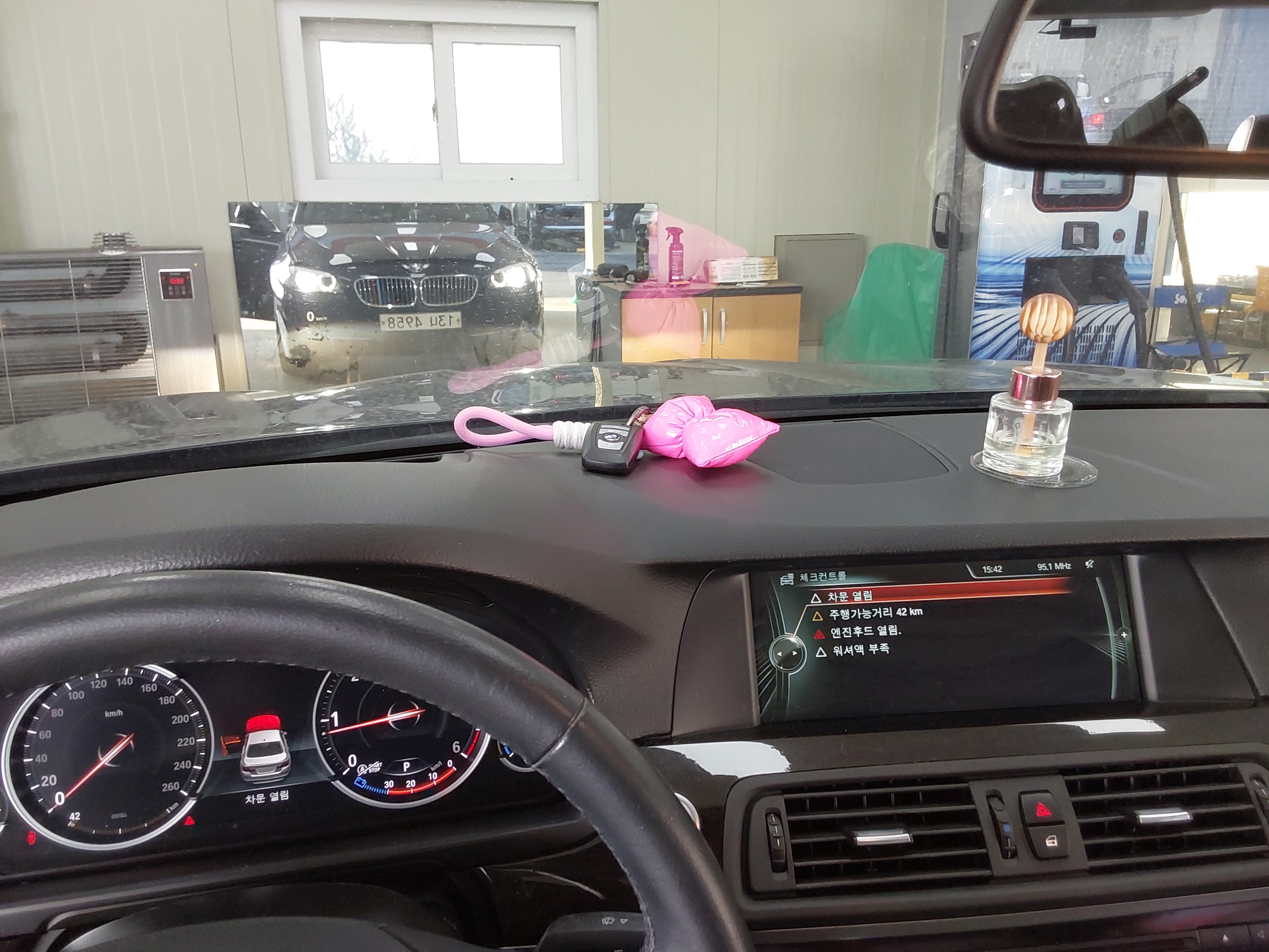 صورة إضافية