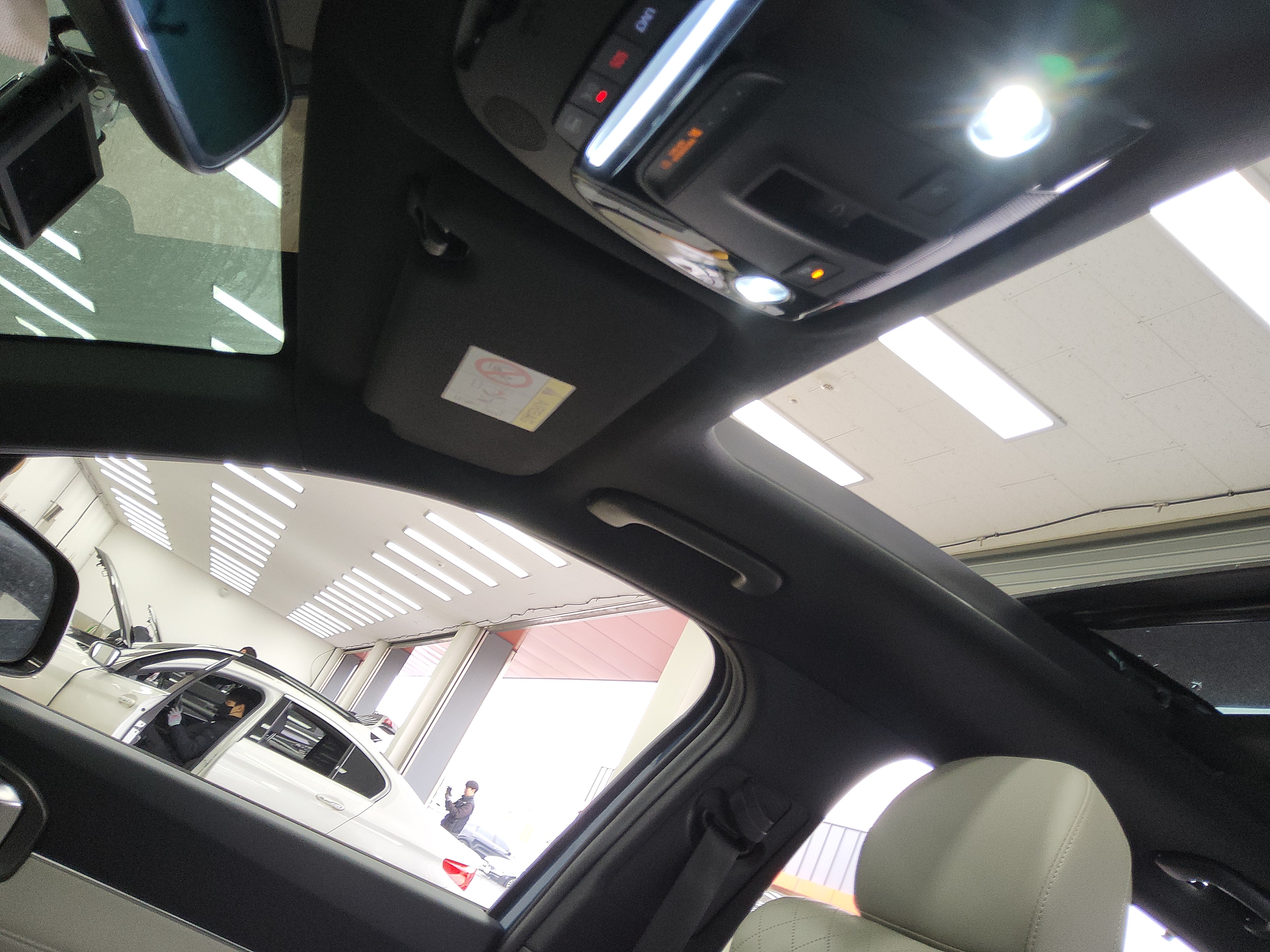 صورة إضافية