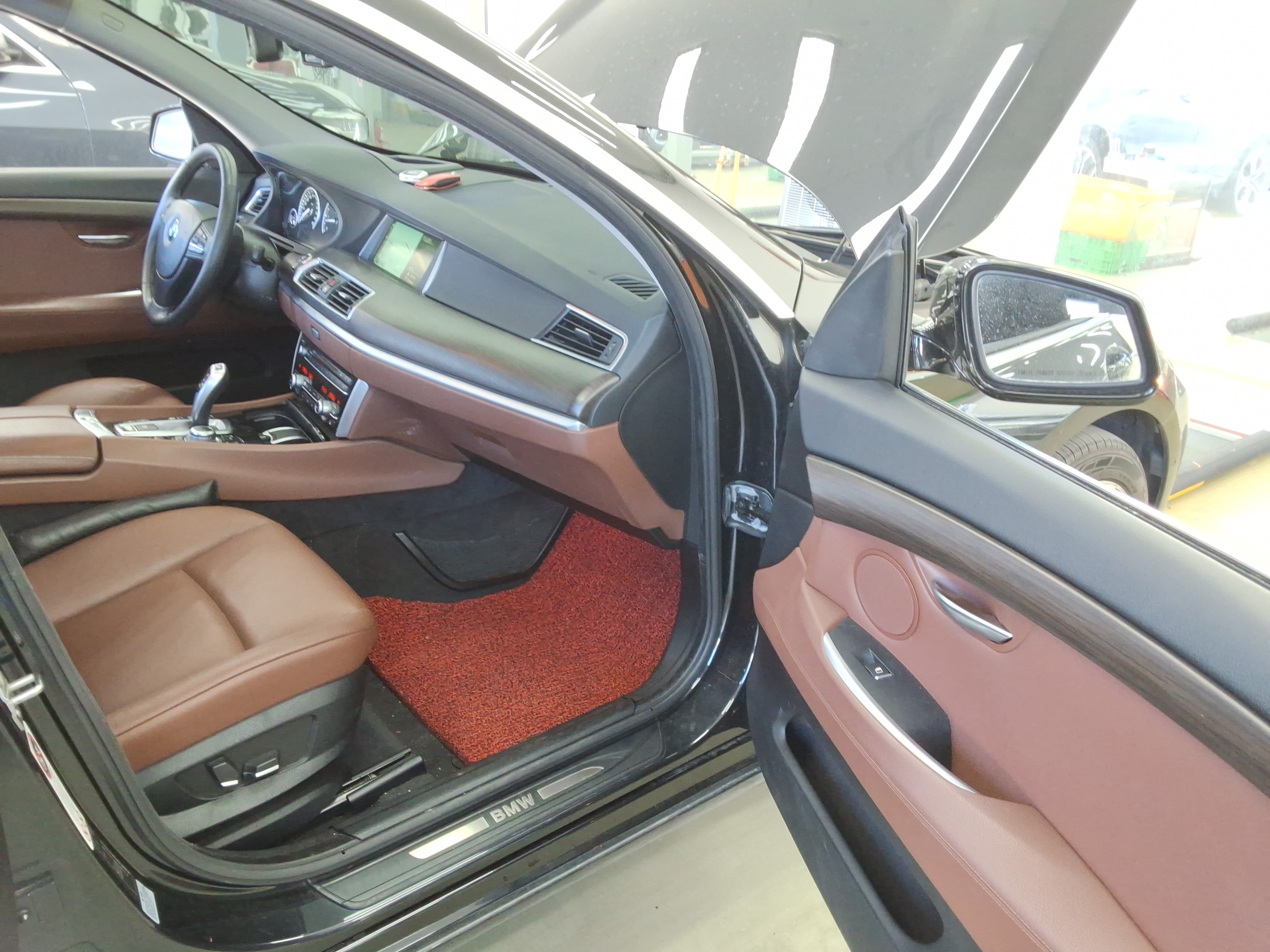 صورة إضافية