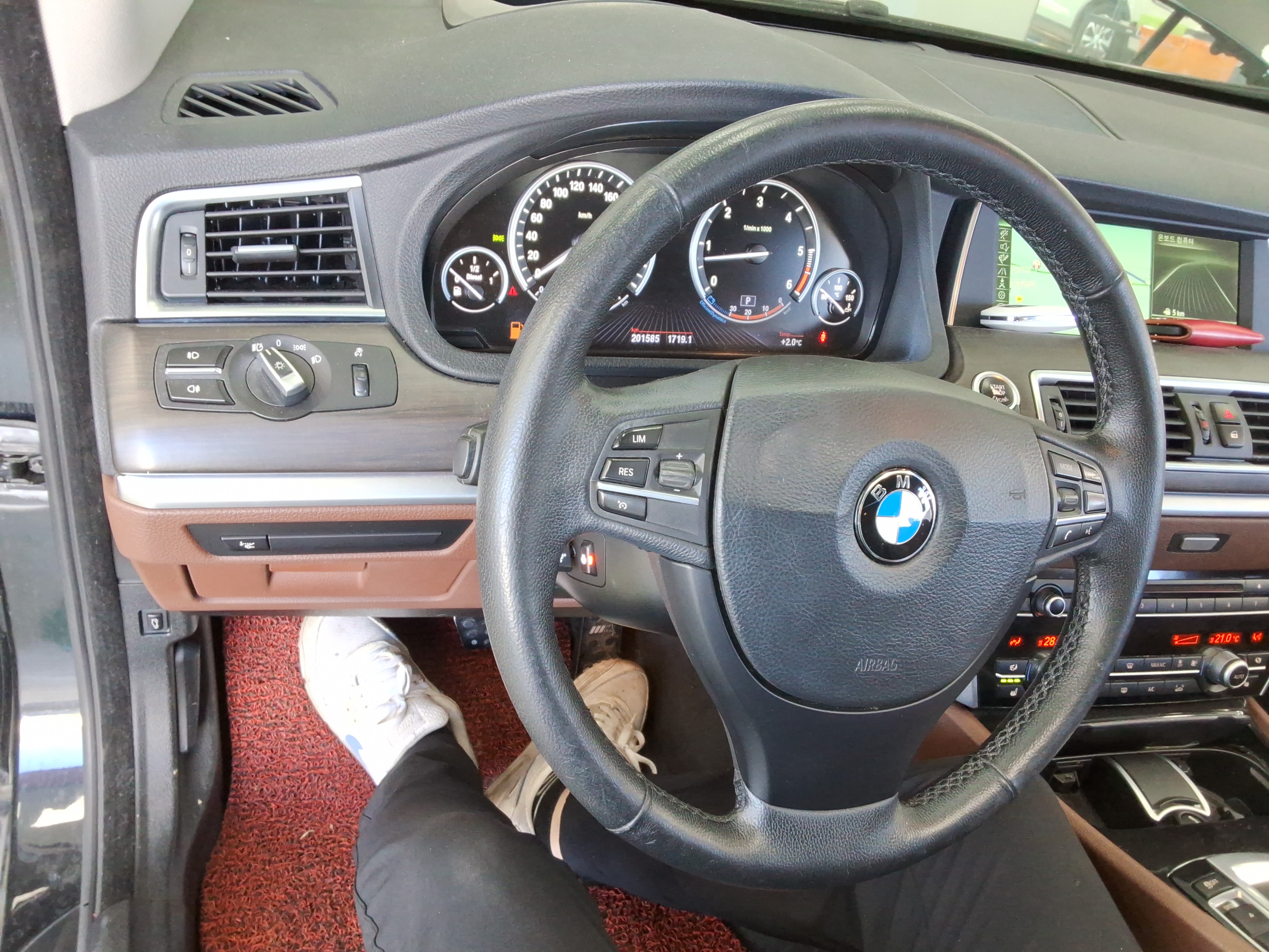 صورة إضافية