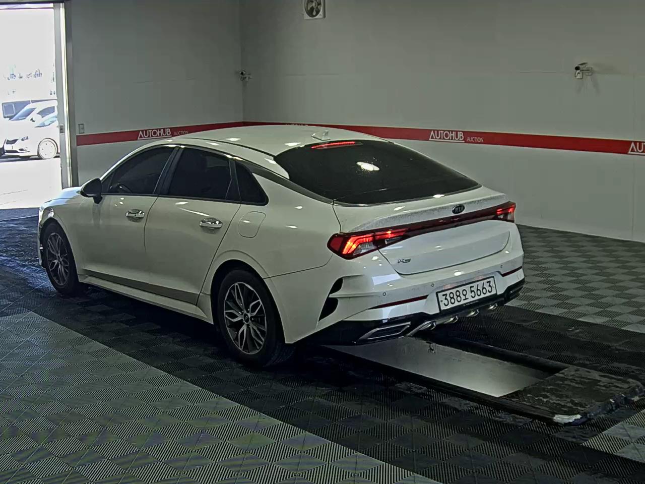 صورة إضافية