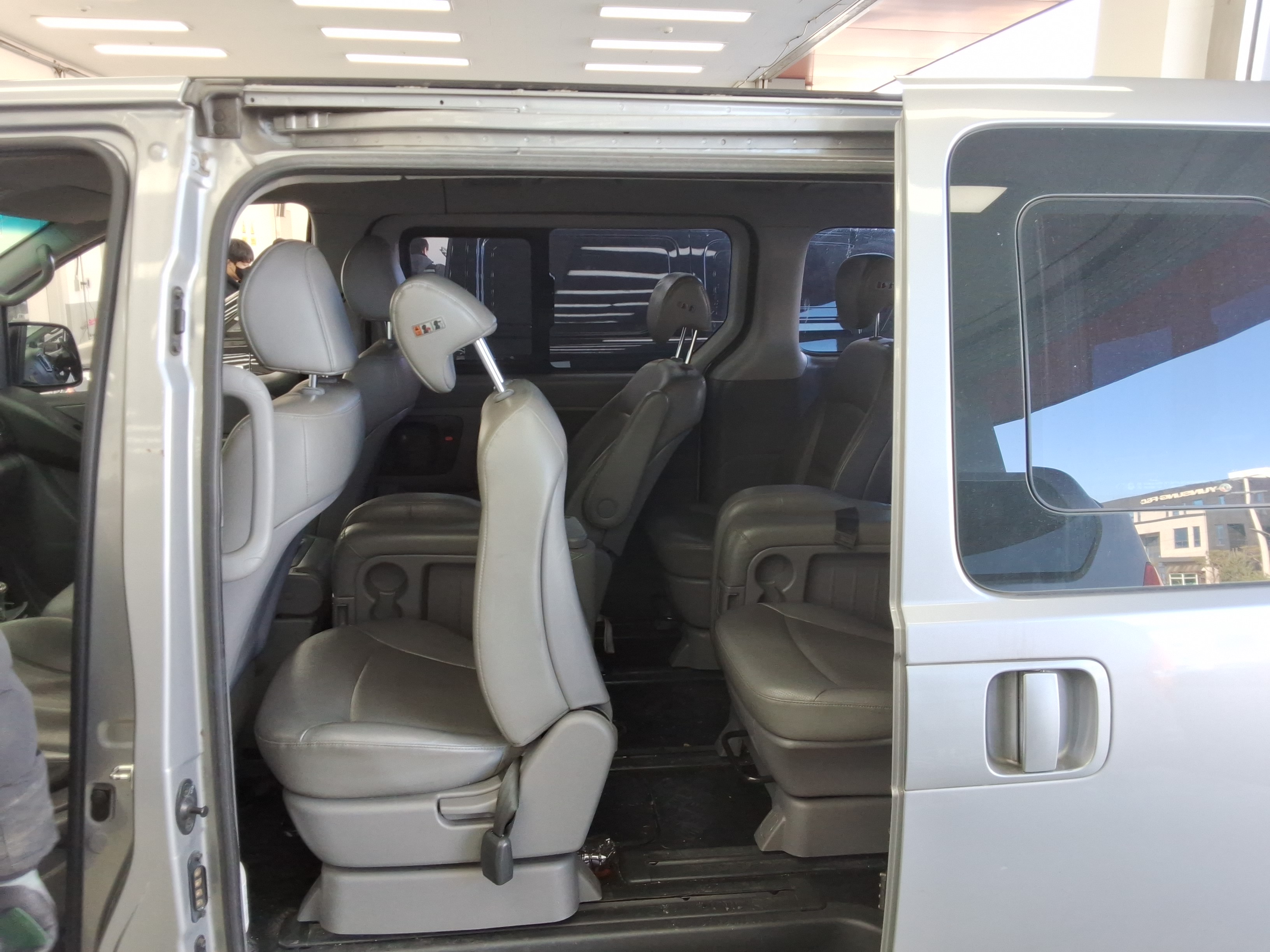 صورة إضافية