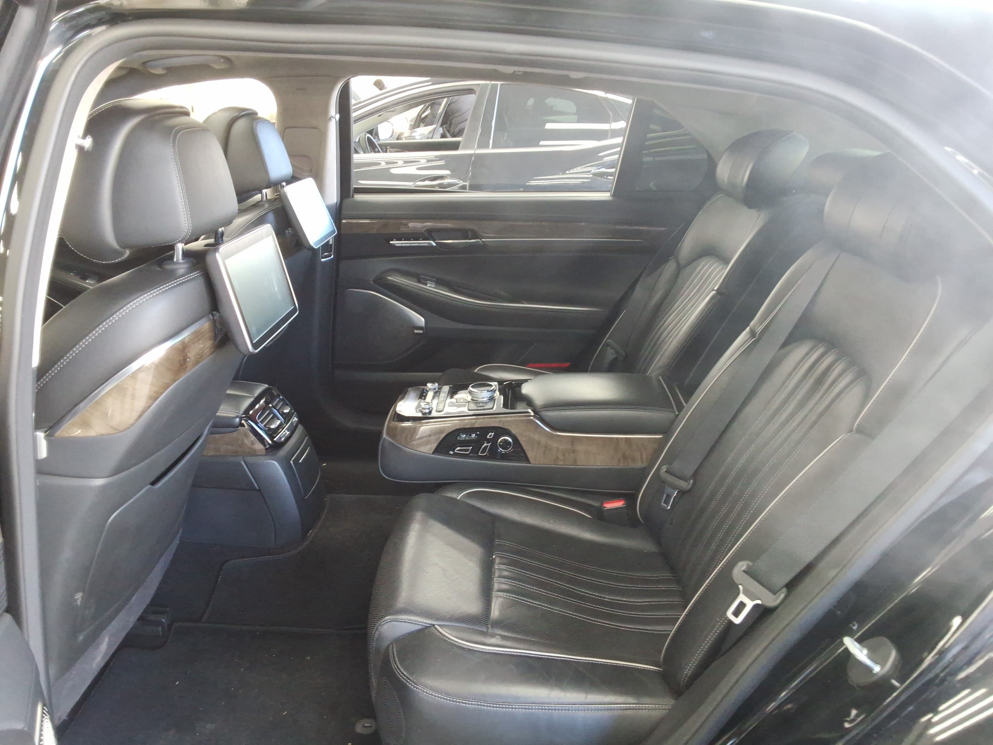 صورة إضافية