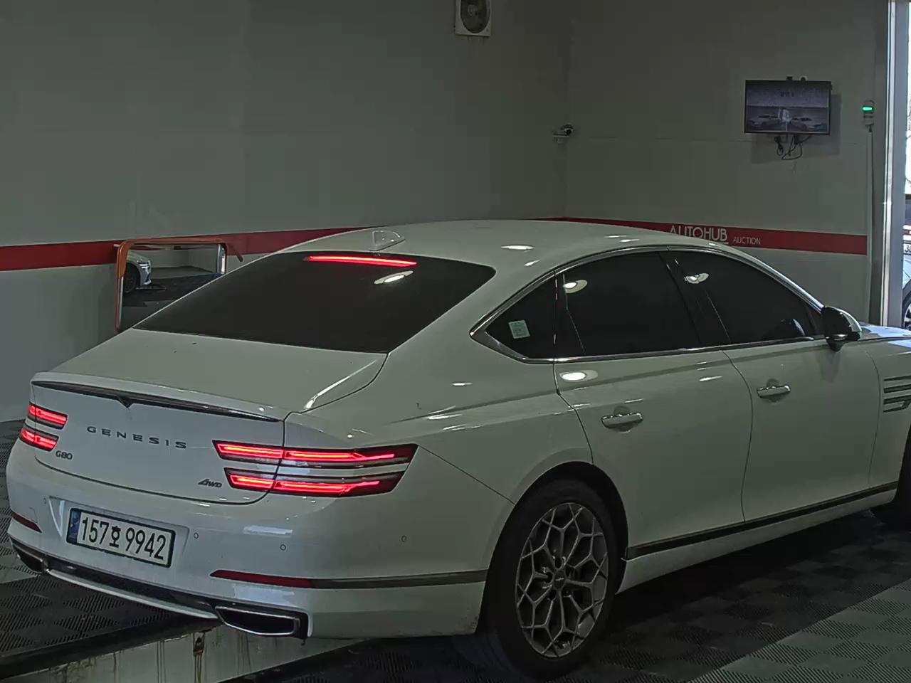 صورة إضافية