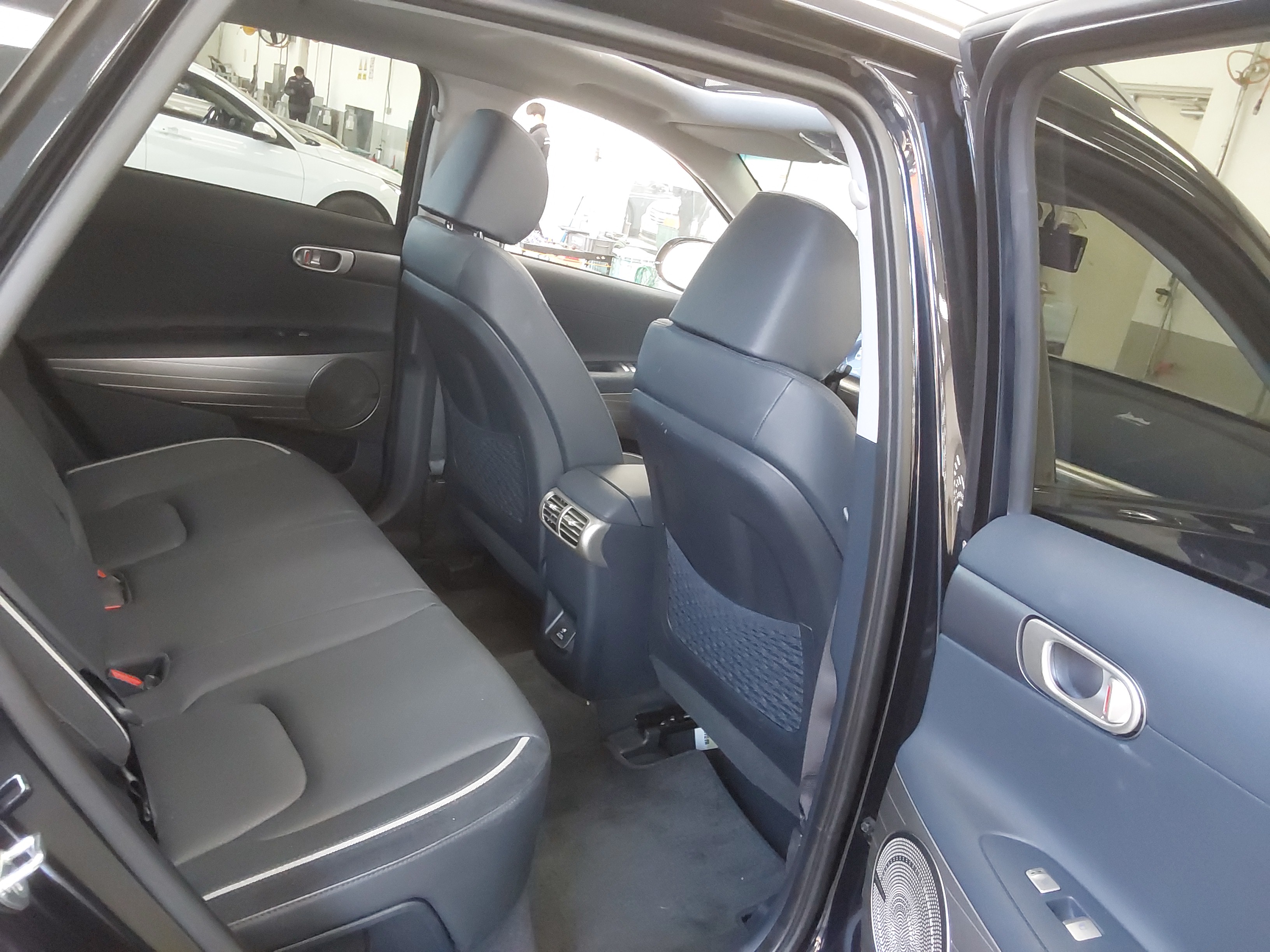 صورة إضافية