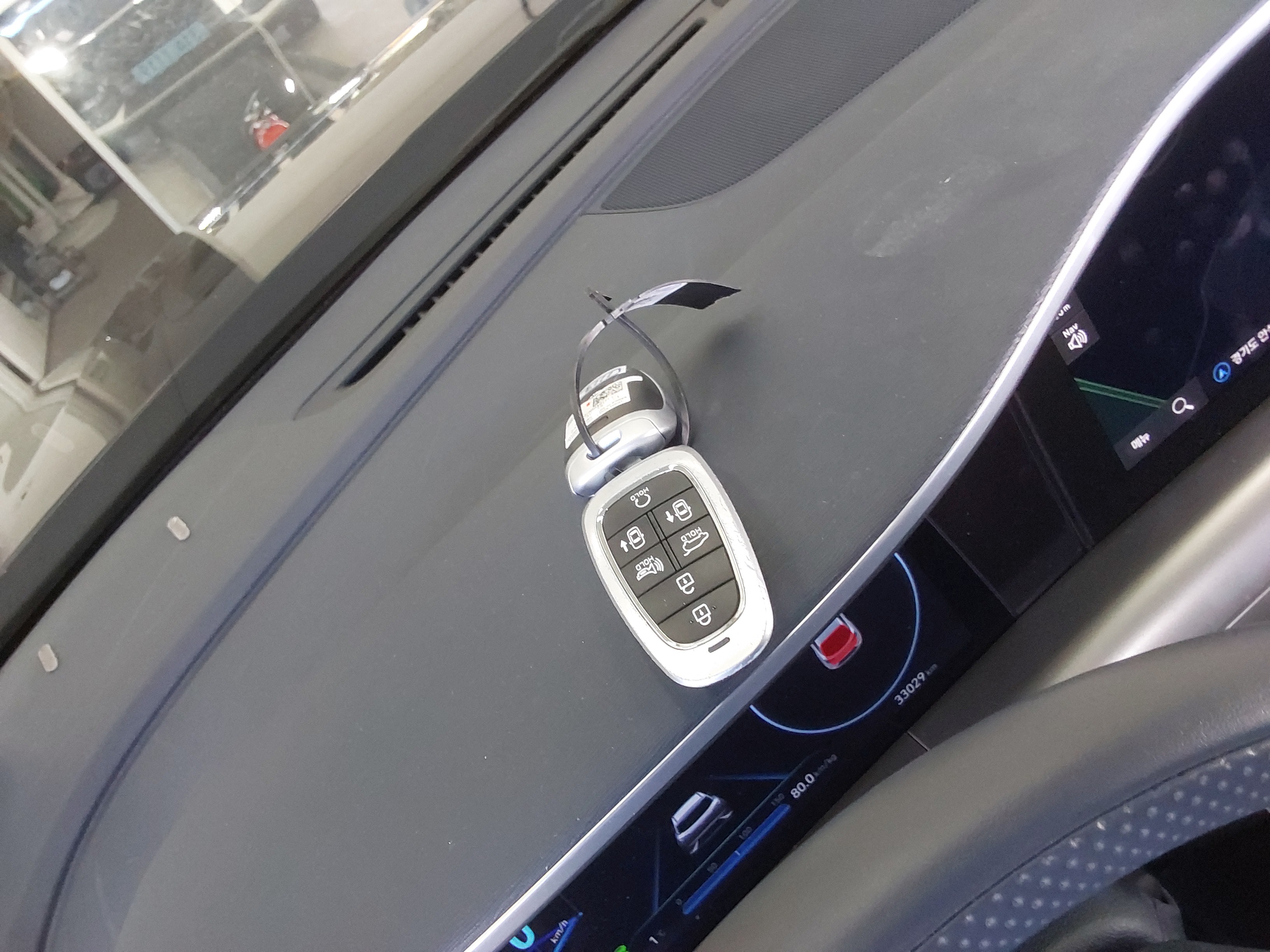 صورة إضافية