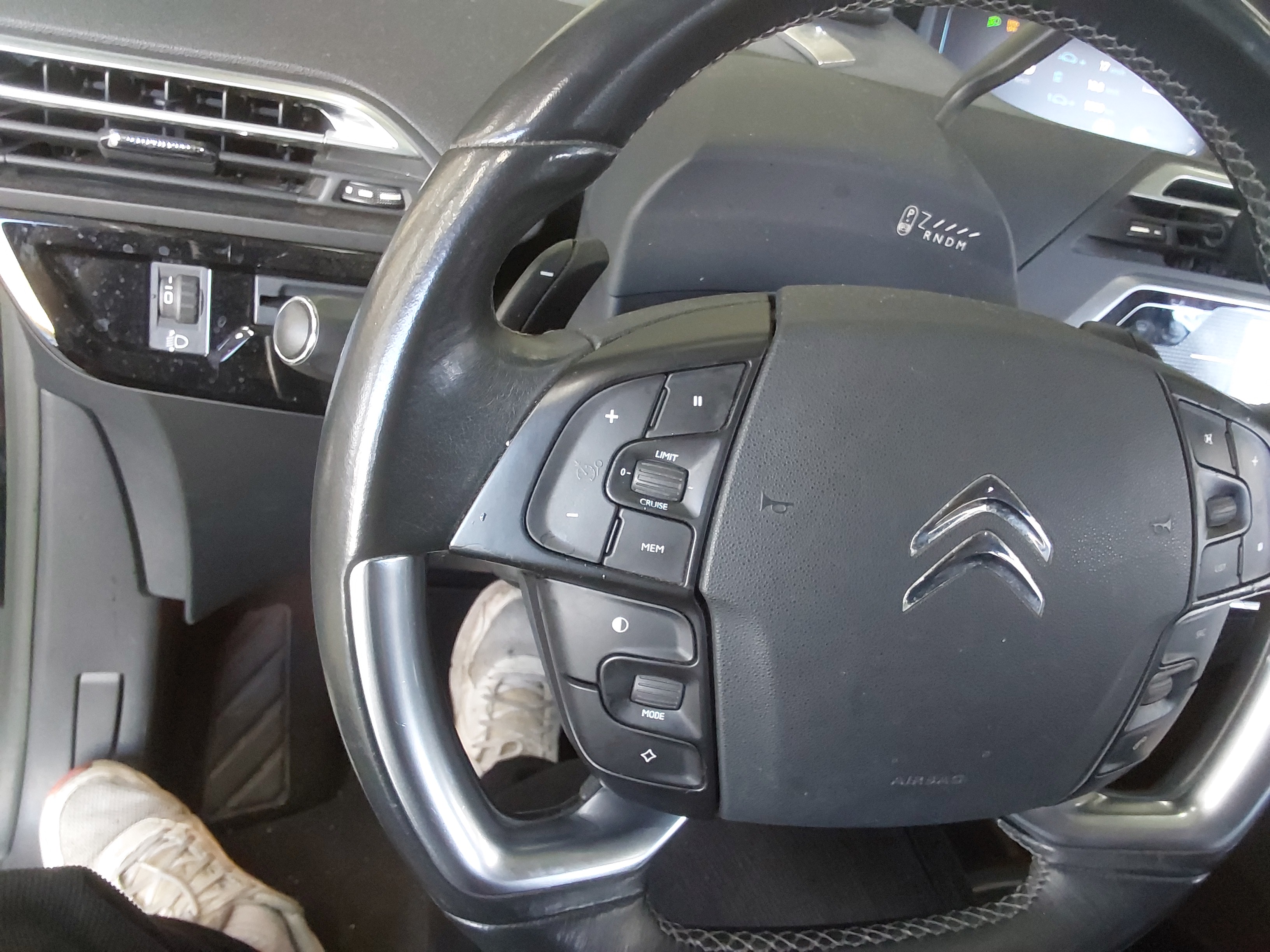 صورة إضافية