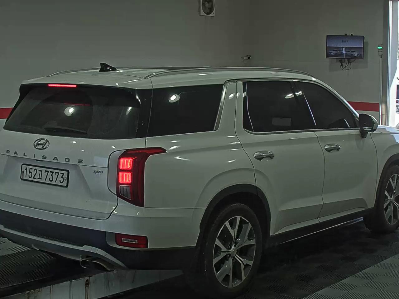 صورة إضافية