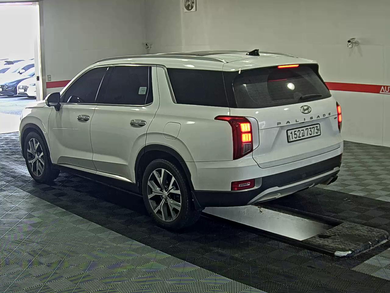 صورة إضافية