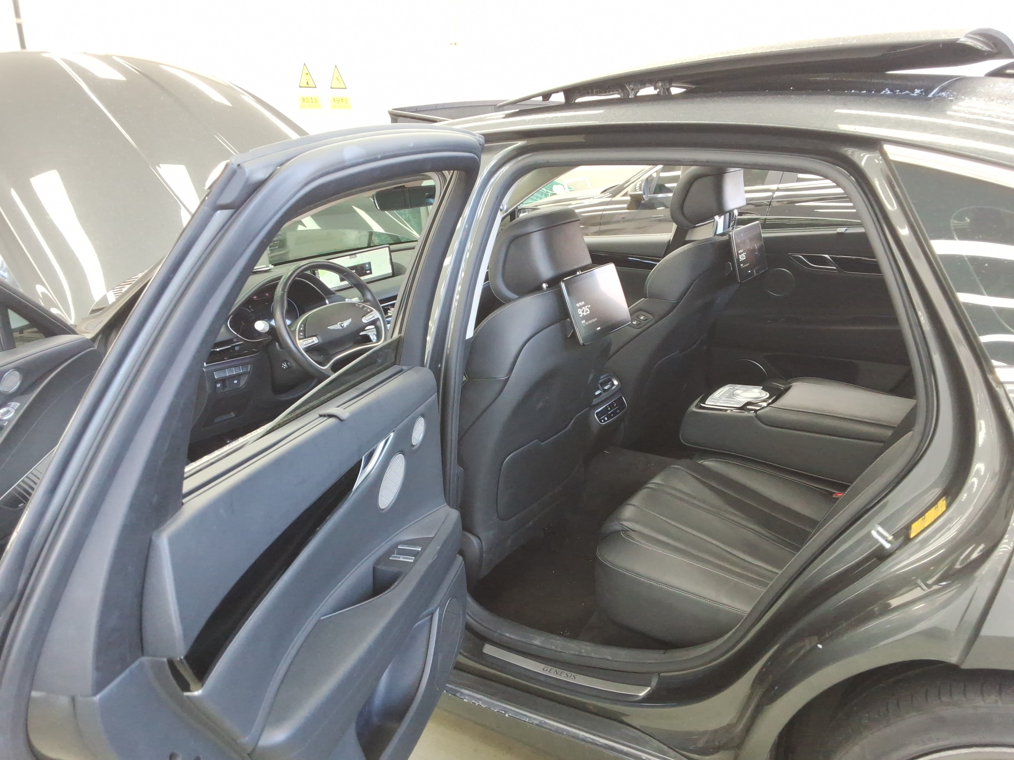 صورة إضافية