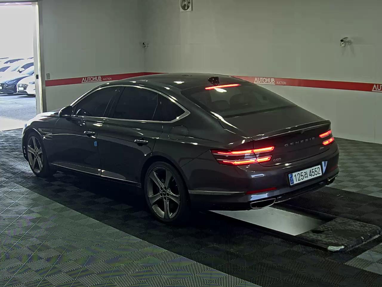 صورة إضافية