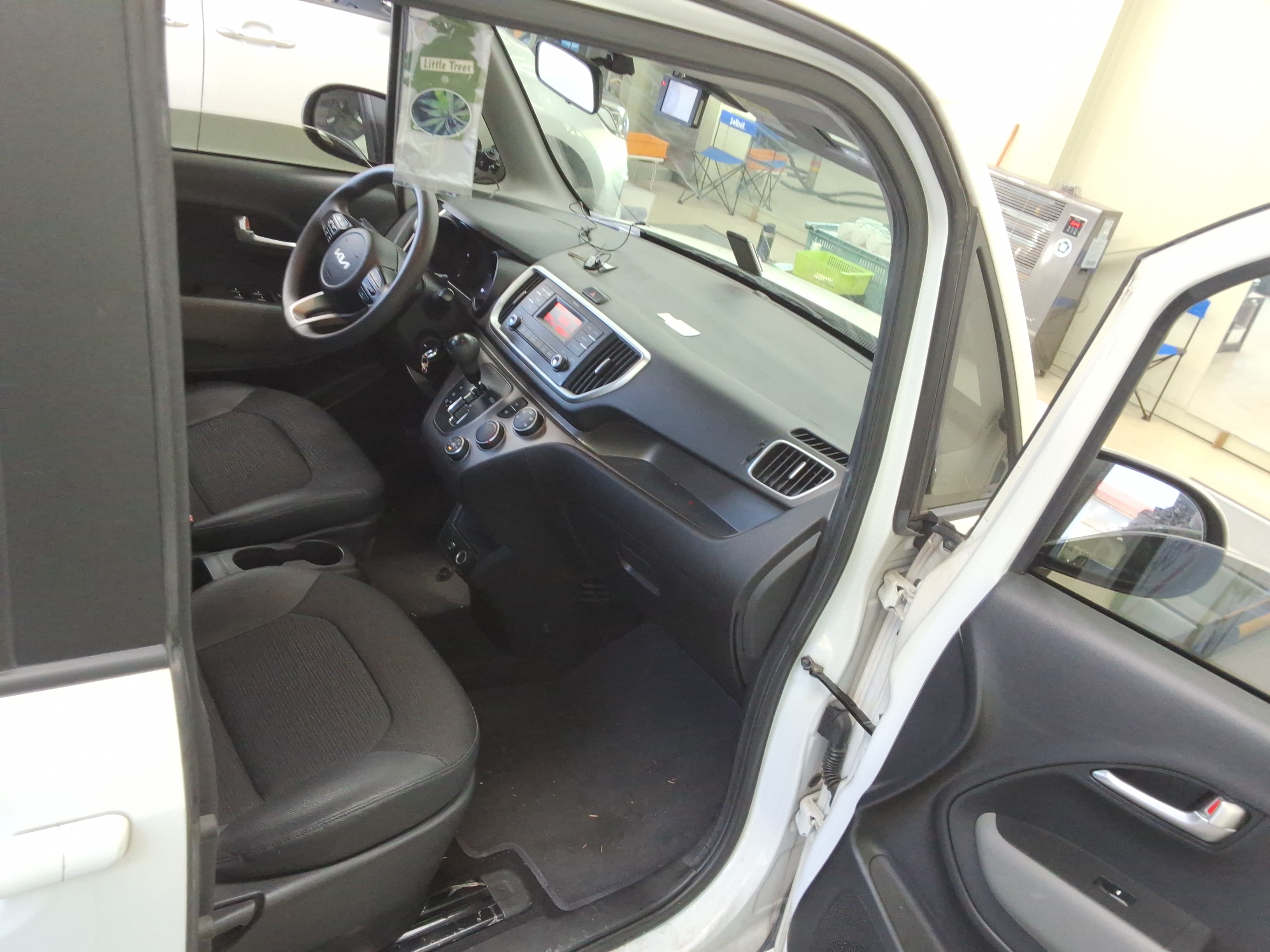 صورة إضافية