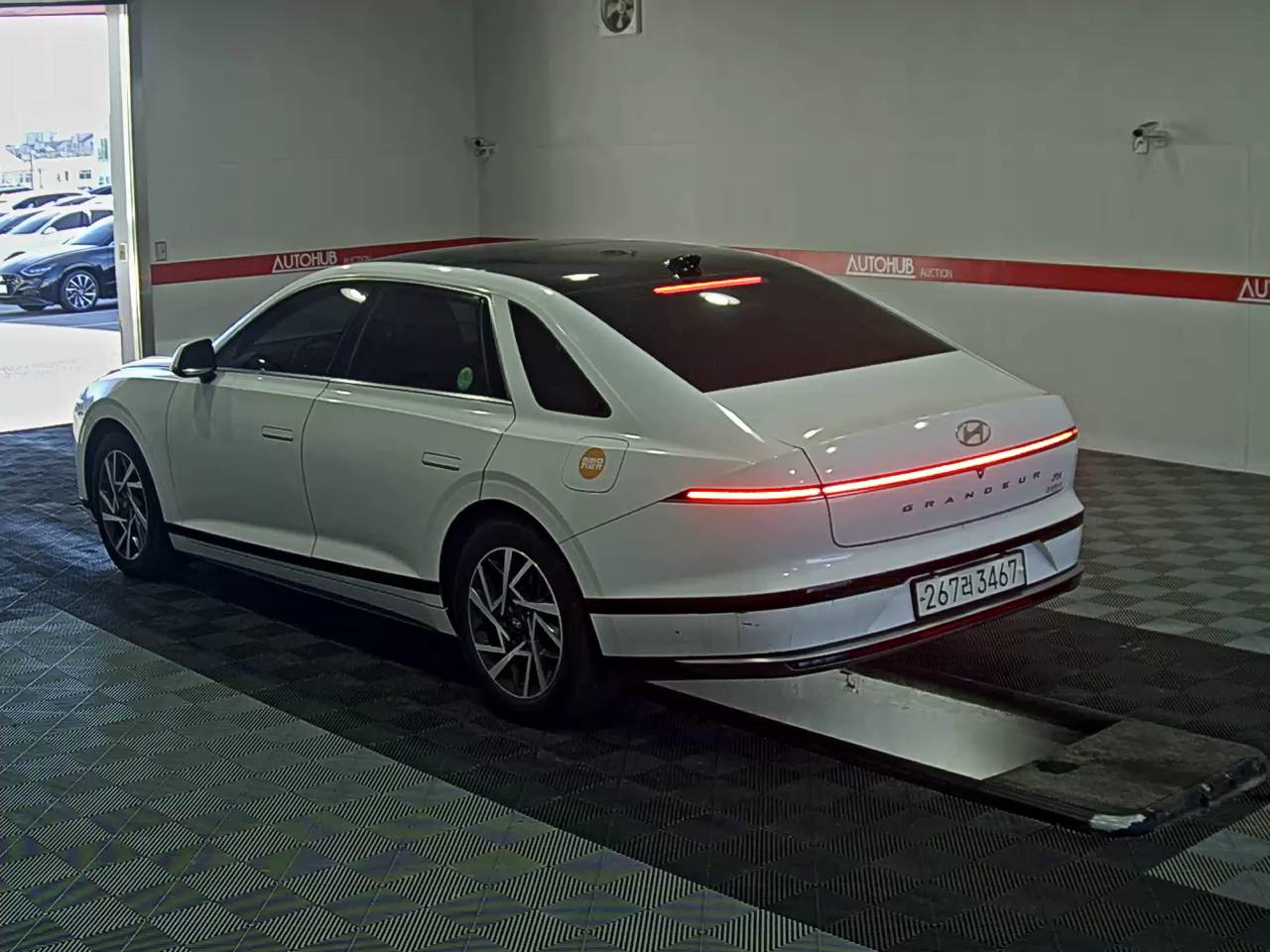 صورة إضافية