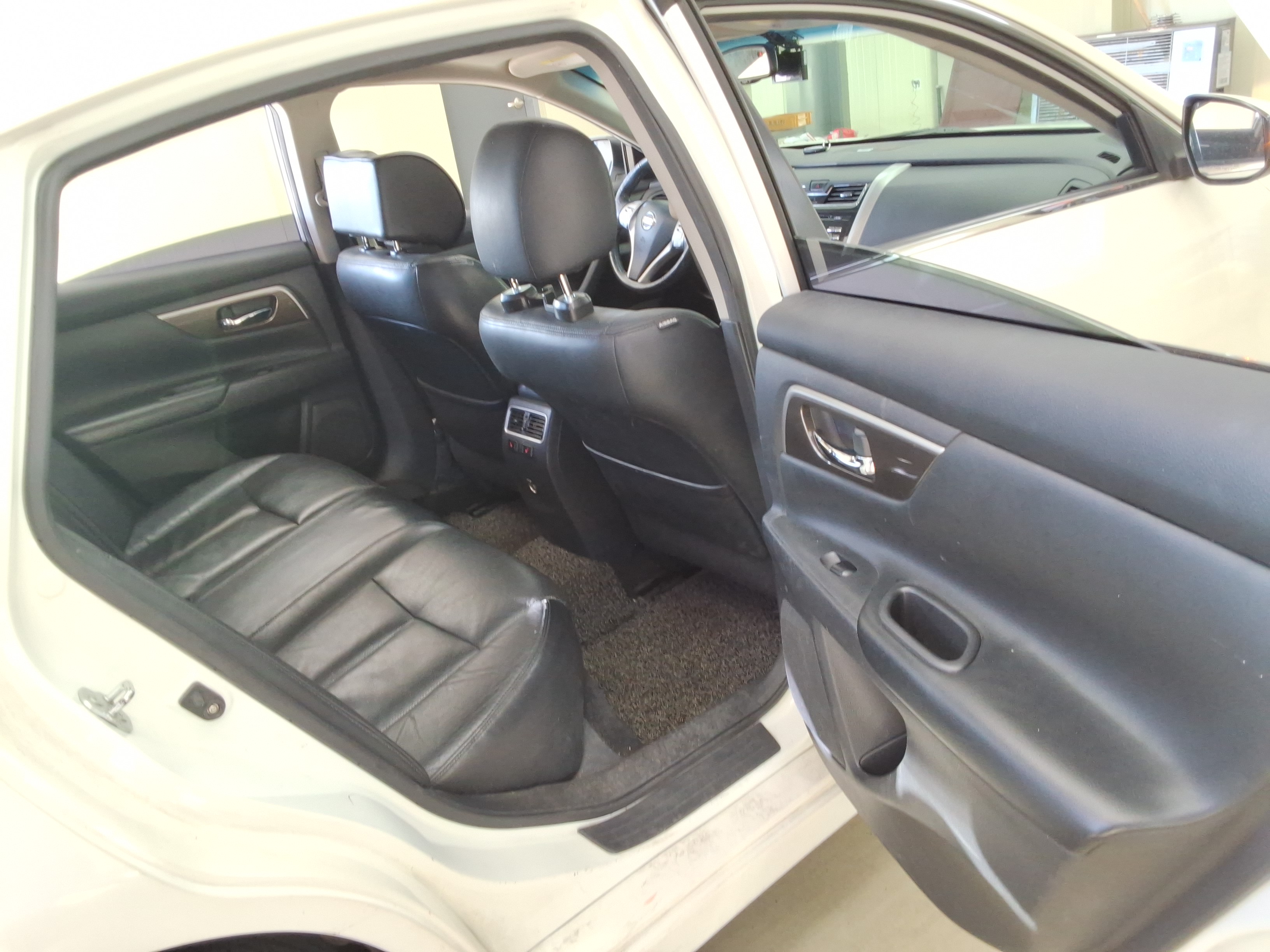 صورة إضافية