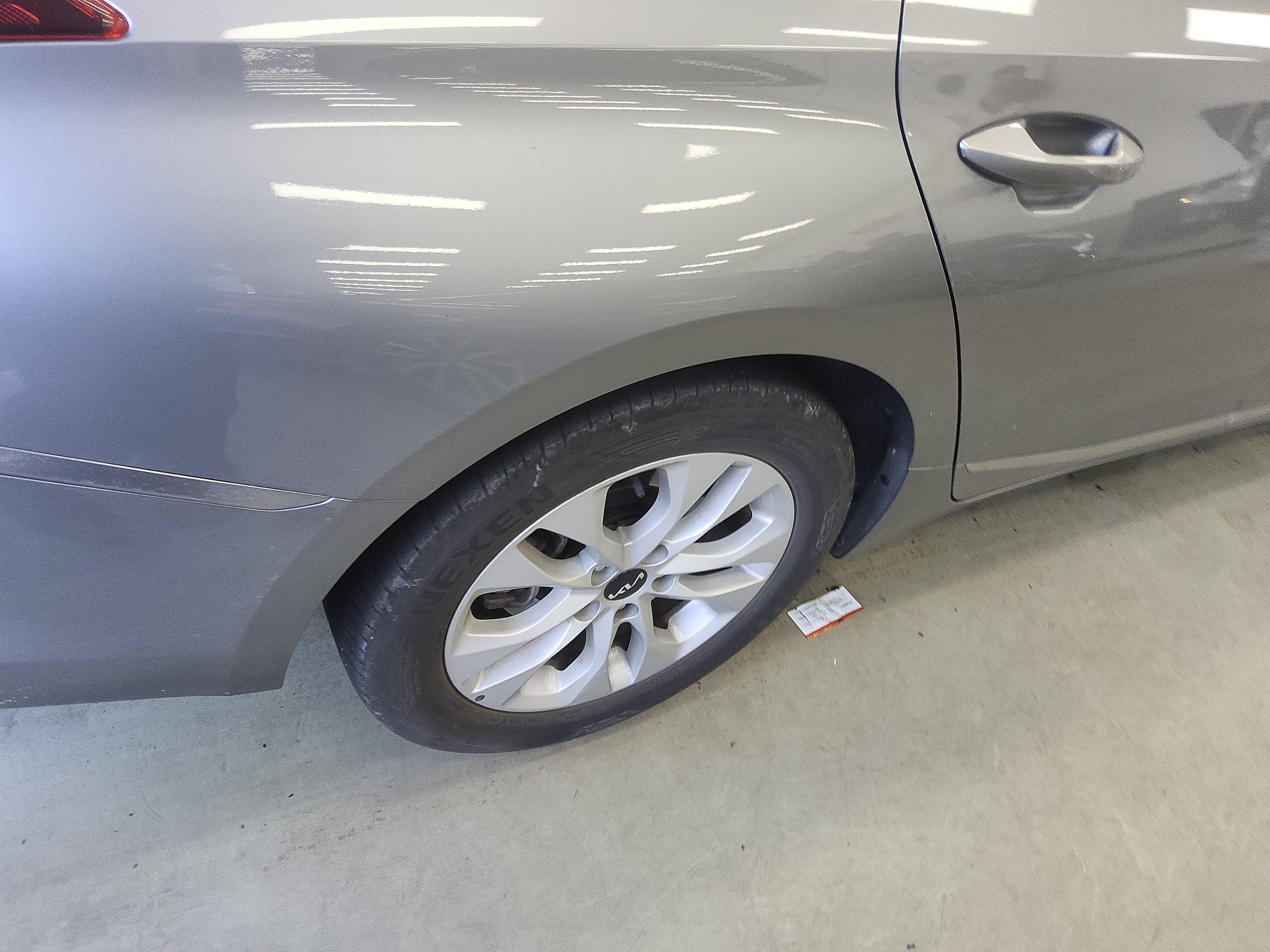 صورة إضافية