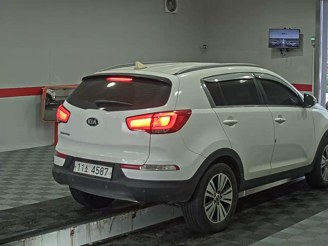 صورة إضافية