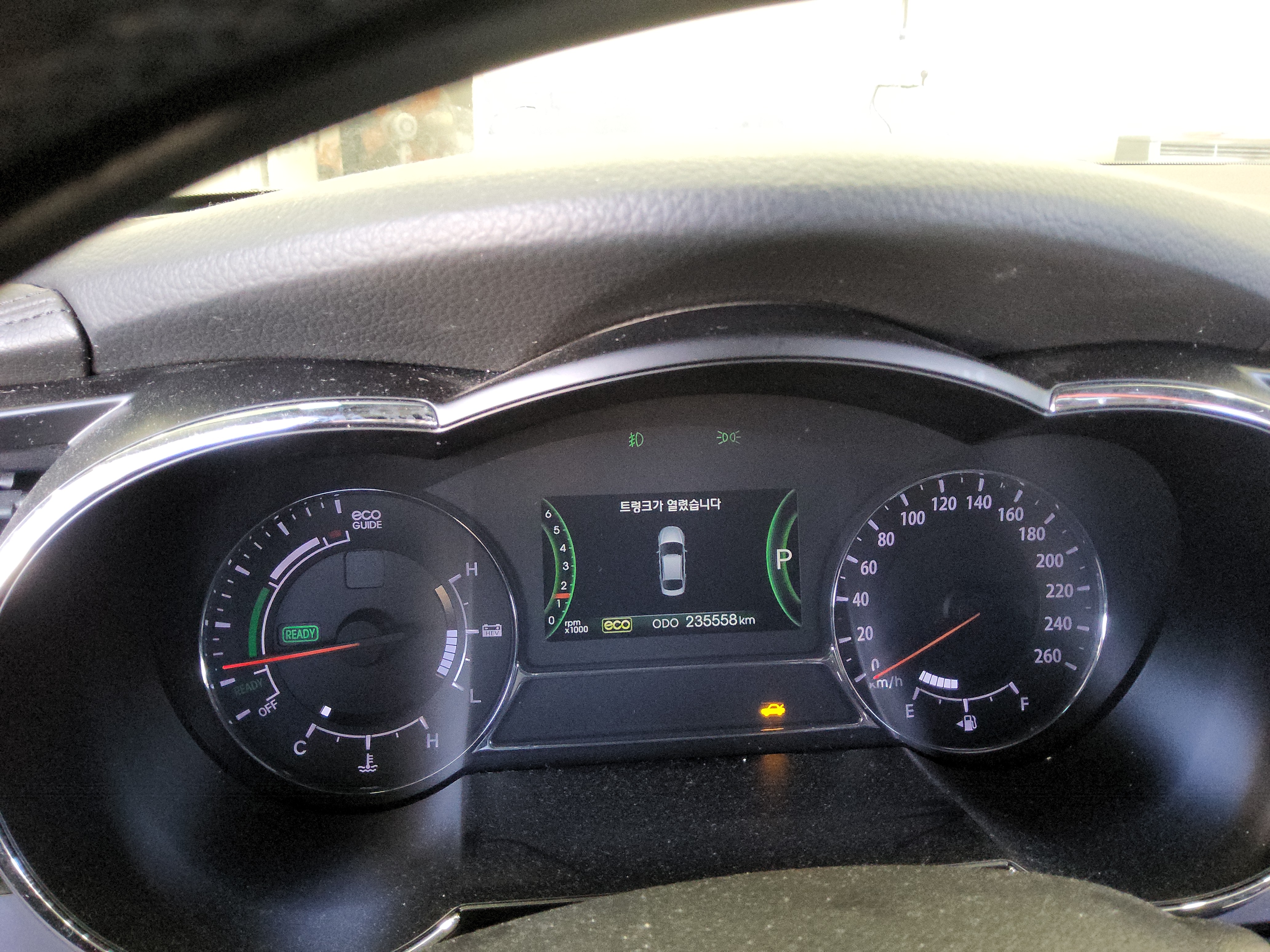 صورة إضافية