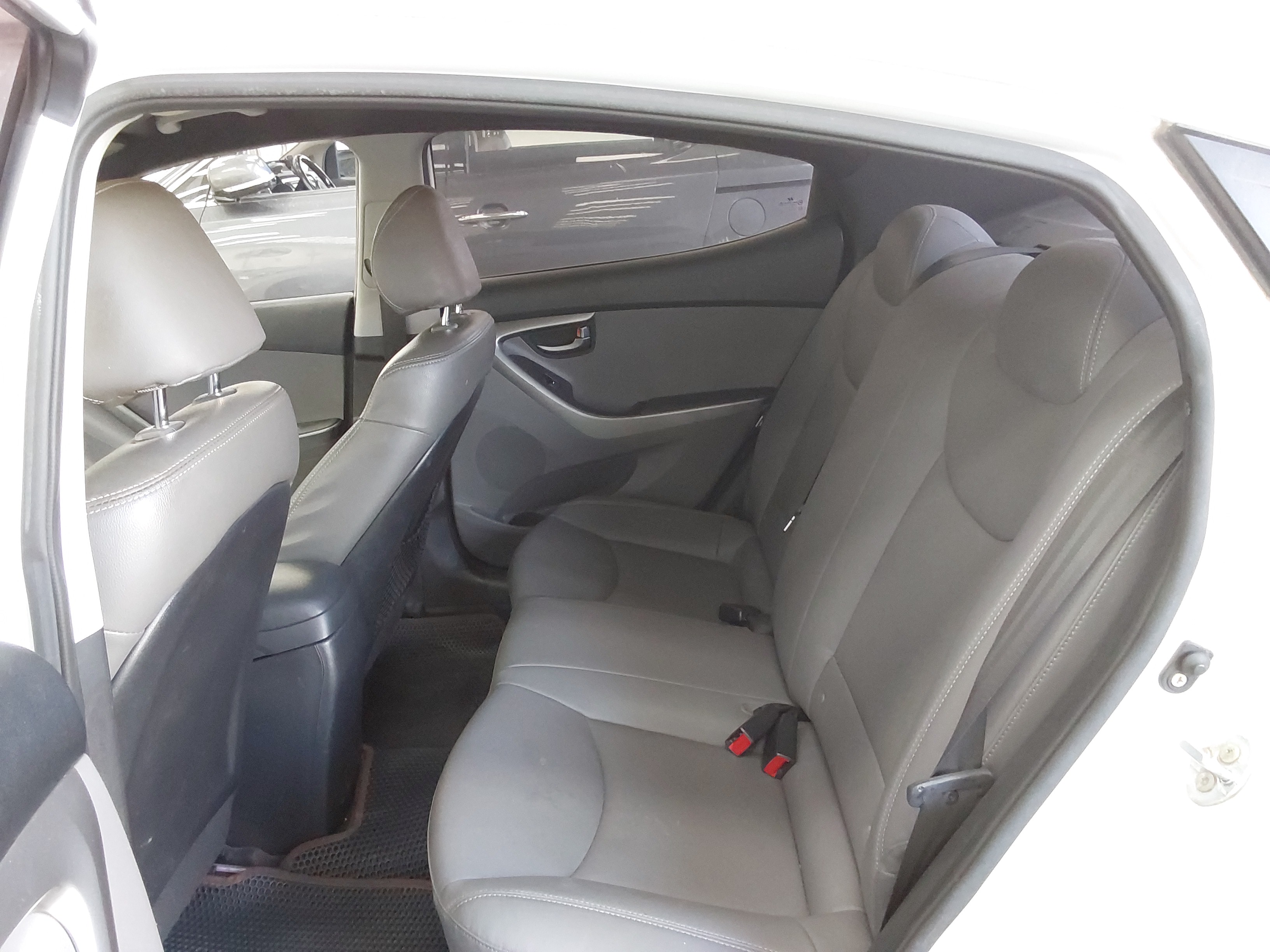 صورة إضافية