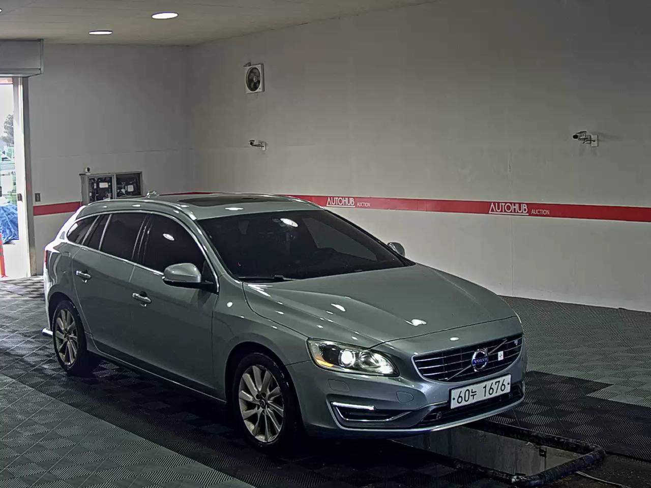2015 - Volvo V60