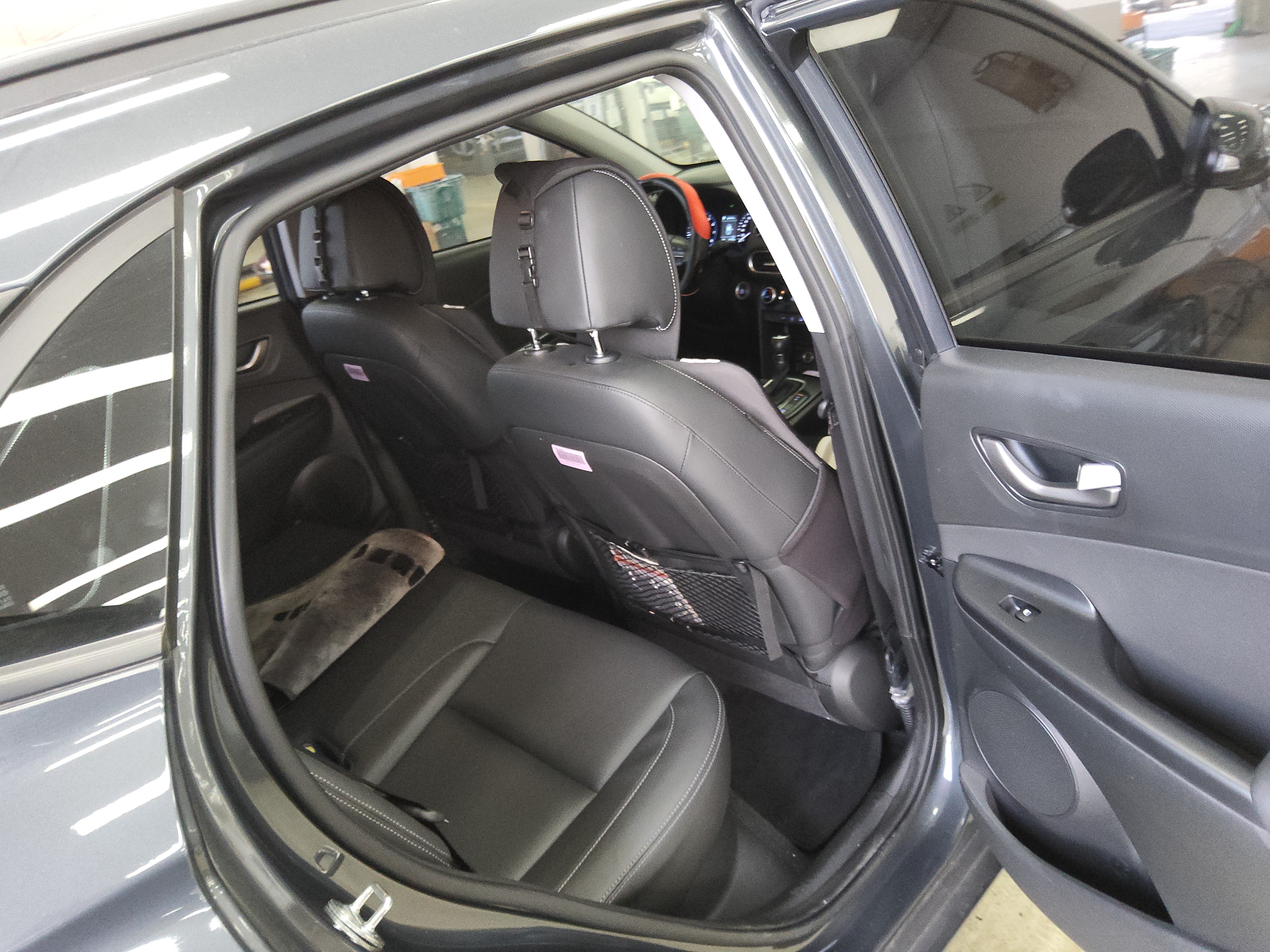 صورة إضافية