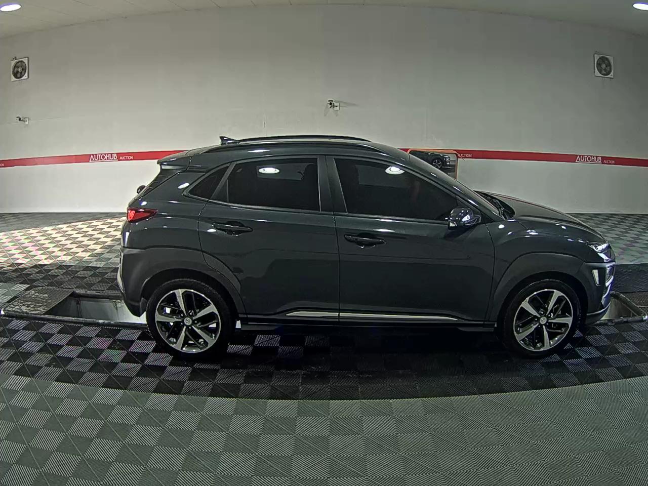 صورة إضافية