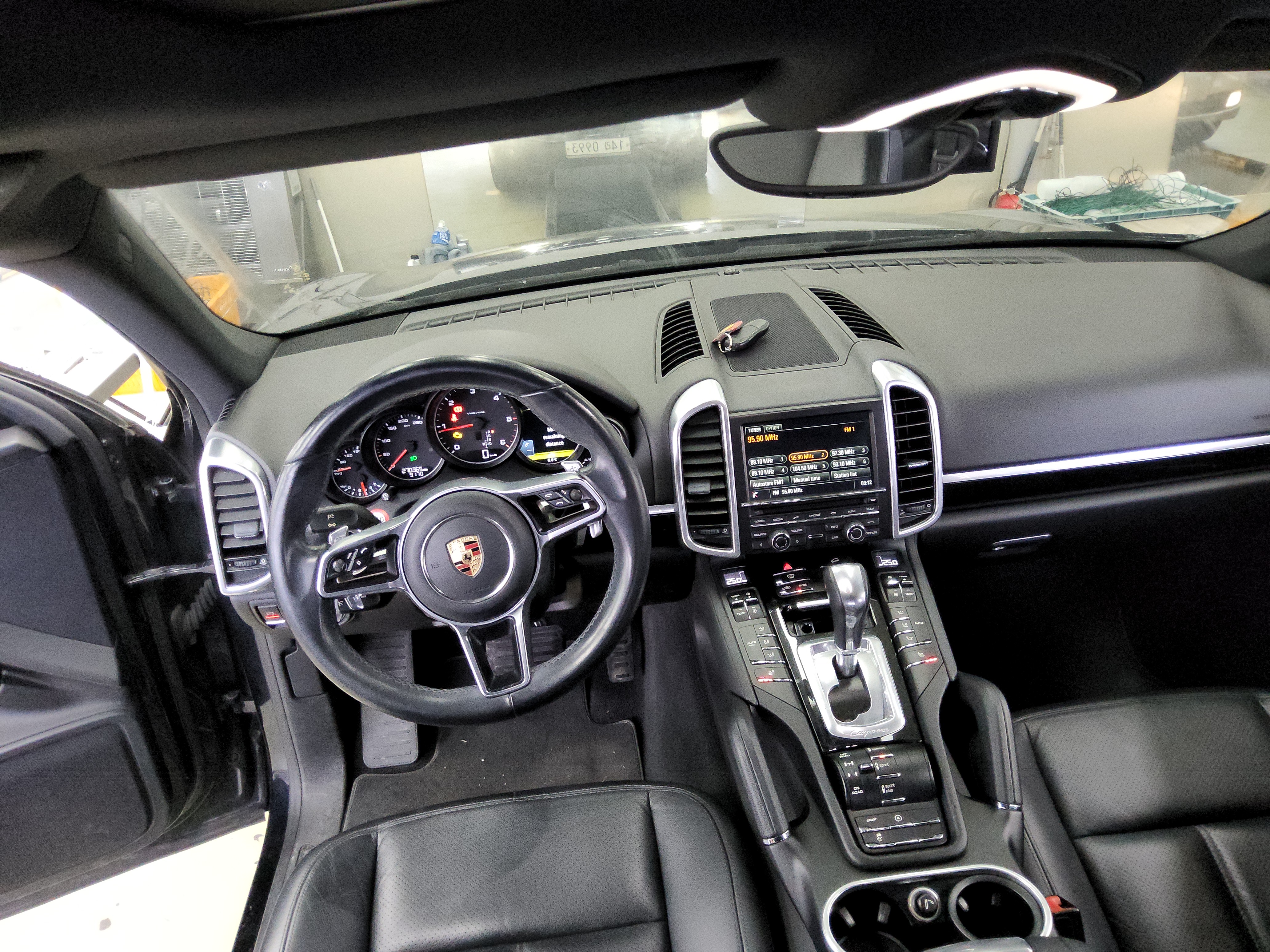 2016 - Porsche Cayenne