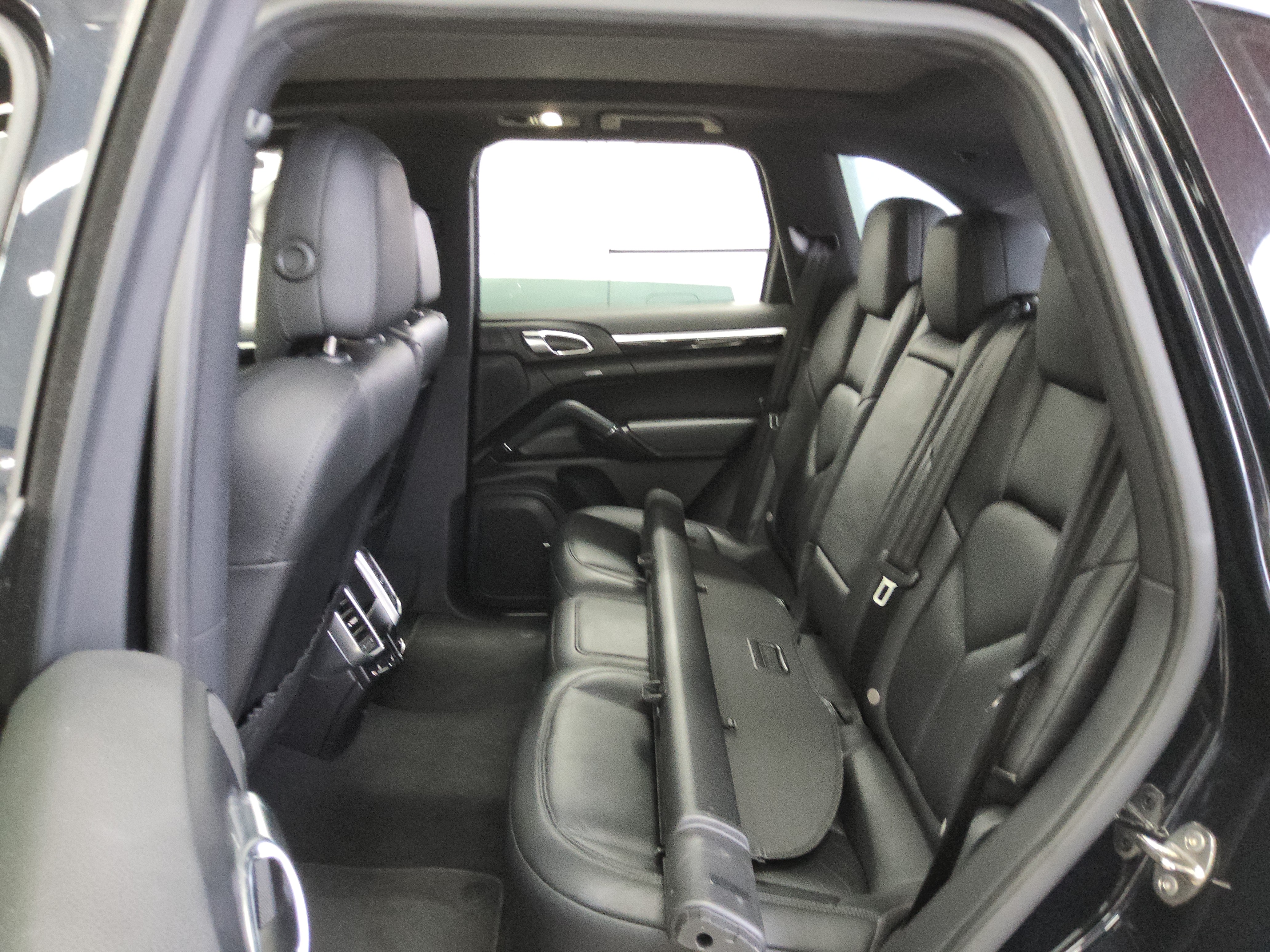 2016 - Porsche Cayenne