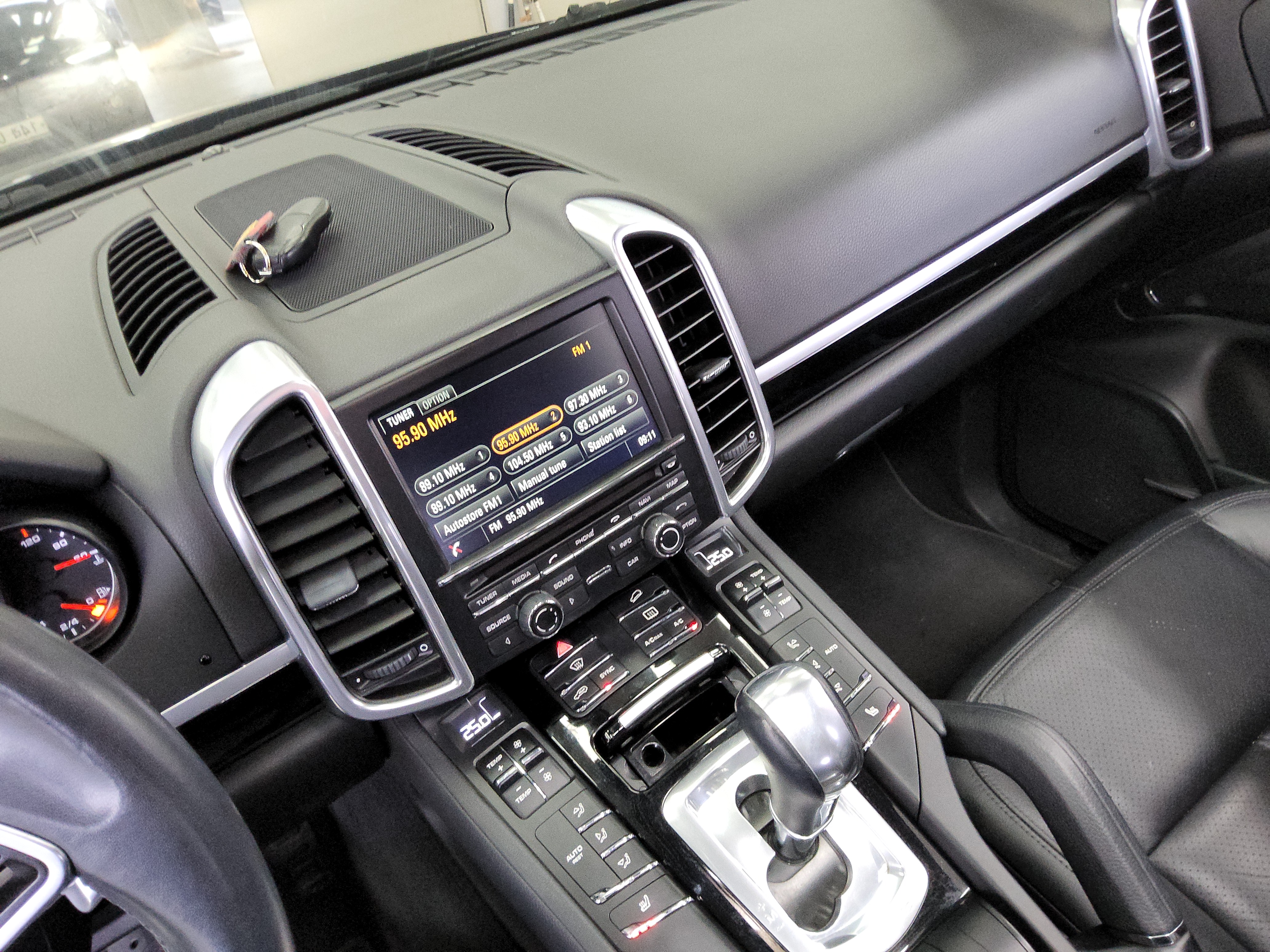 2016 - Porsche Cayenne