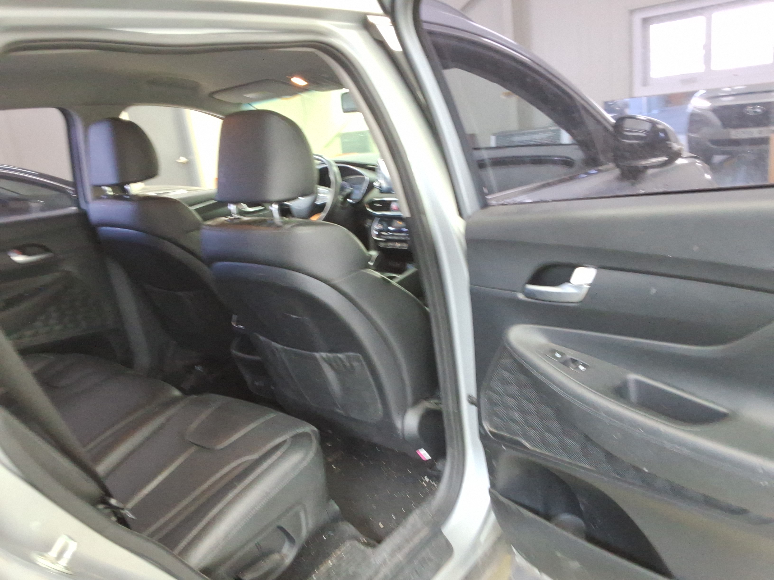 صورة إضافية