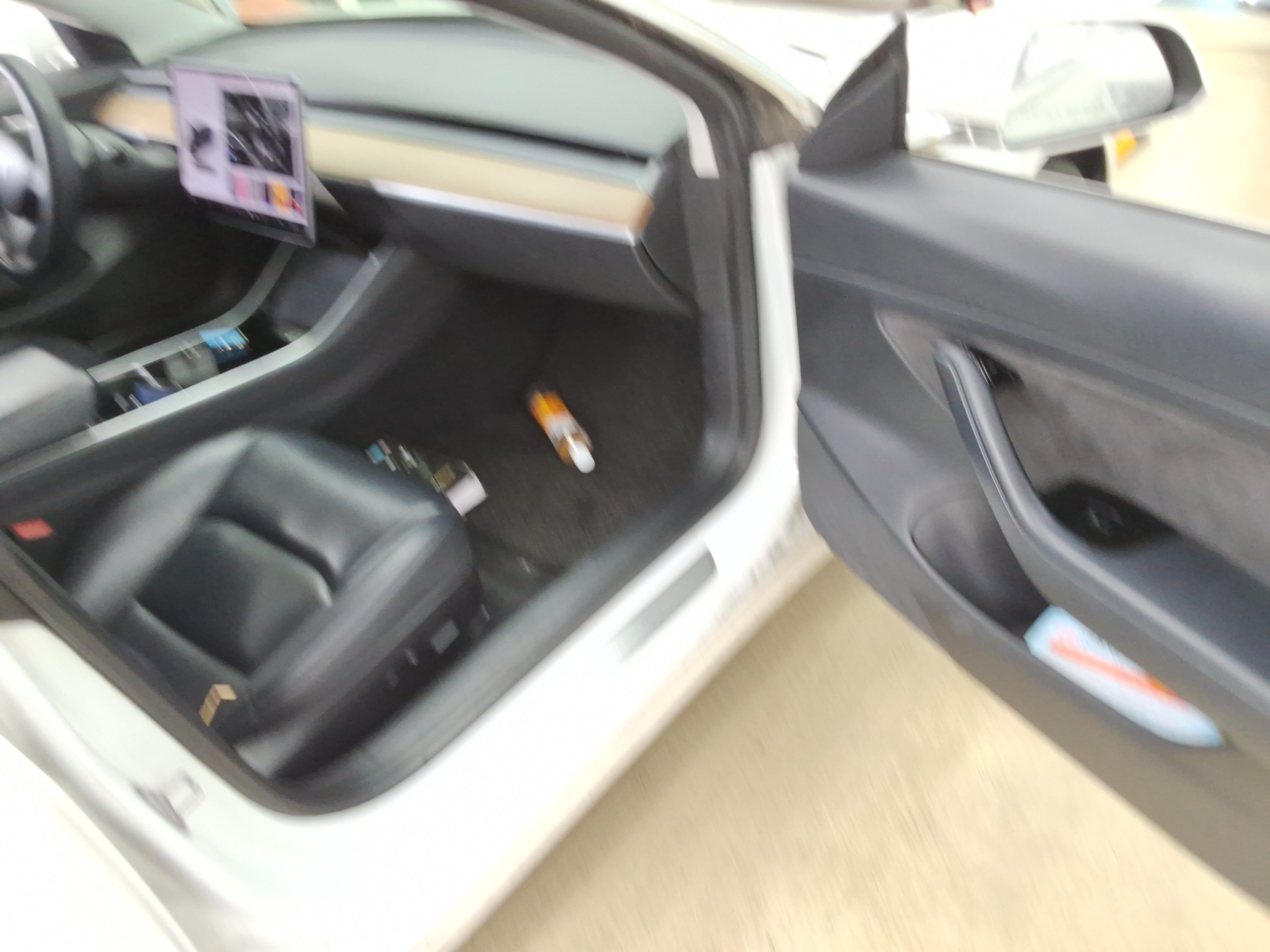 2020 - Tesla Model 3