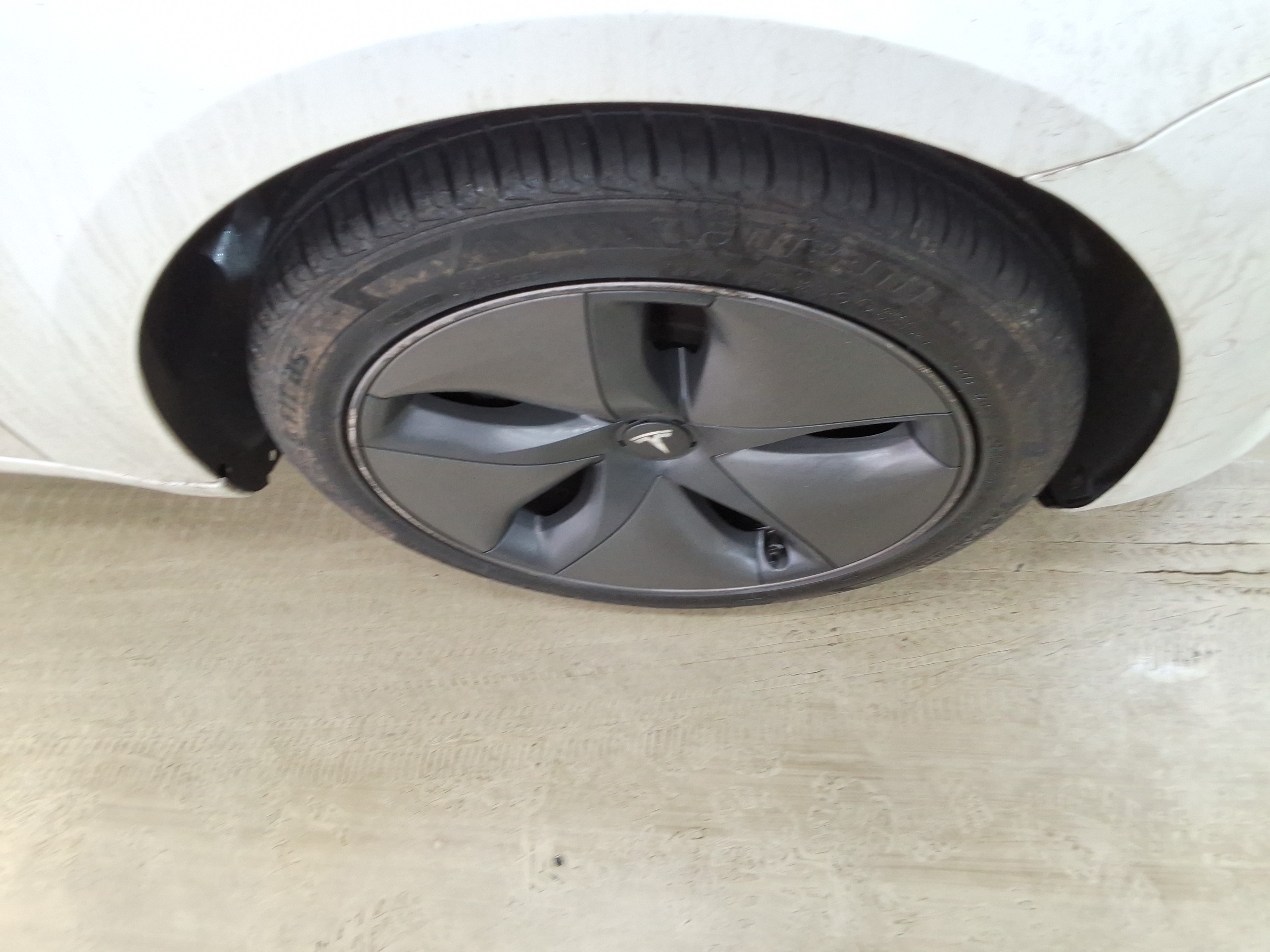 2020 - Tesla Model 3