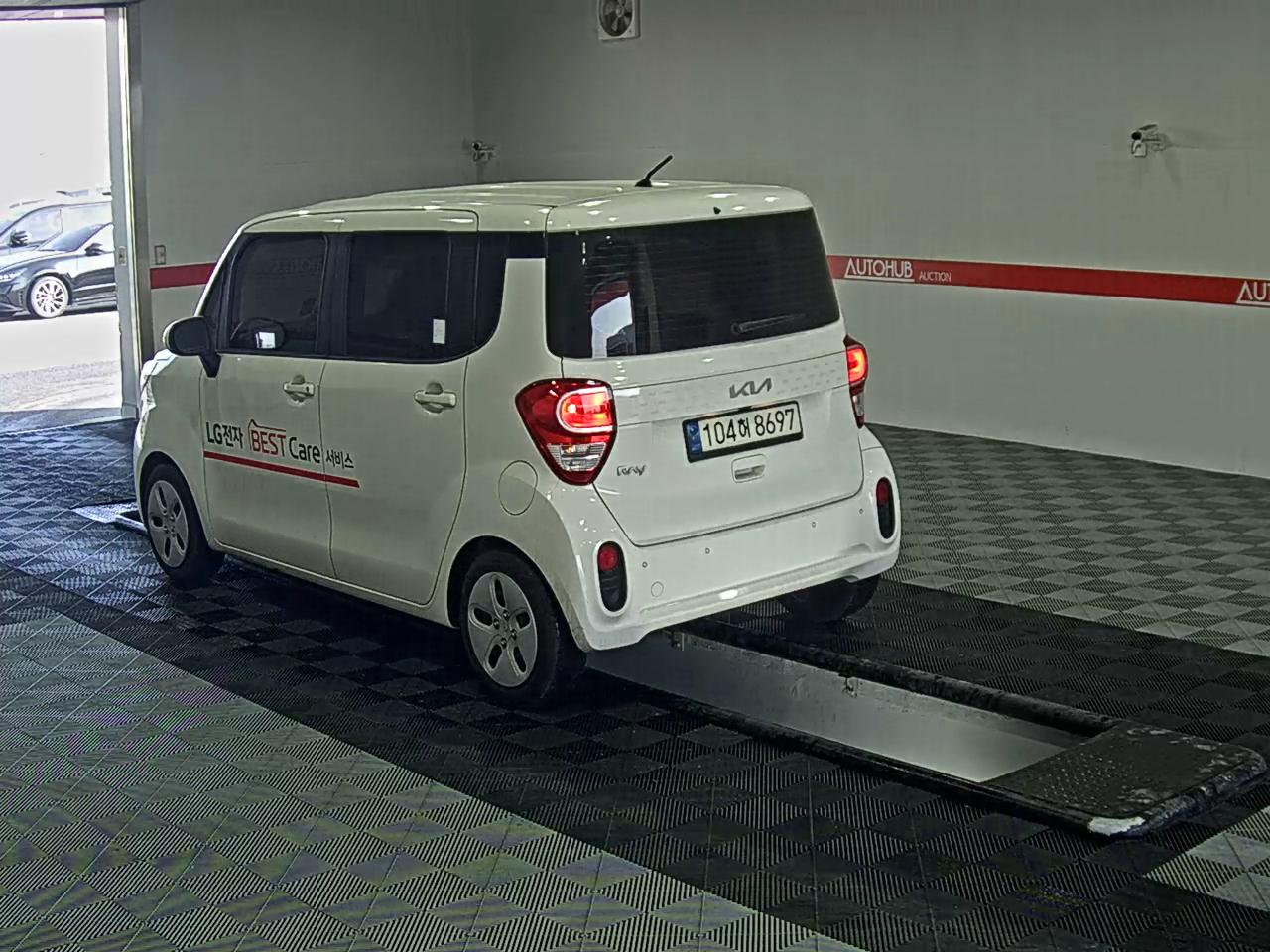 صورة إضافية