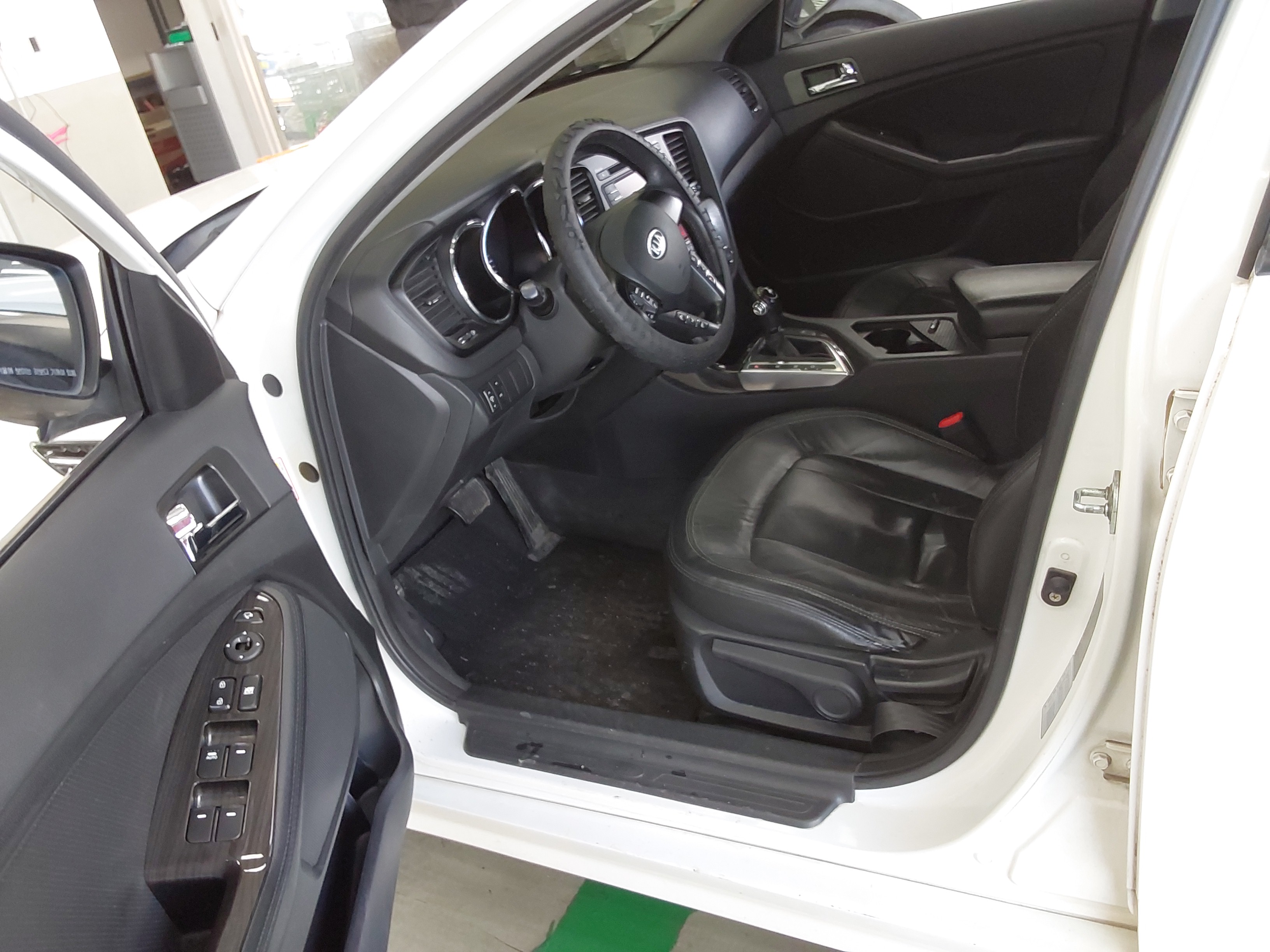 صورة إضافية