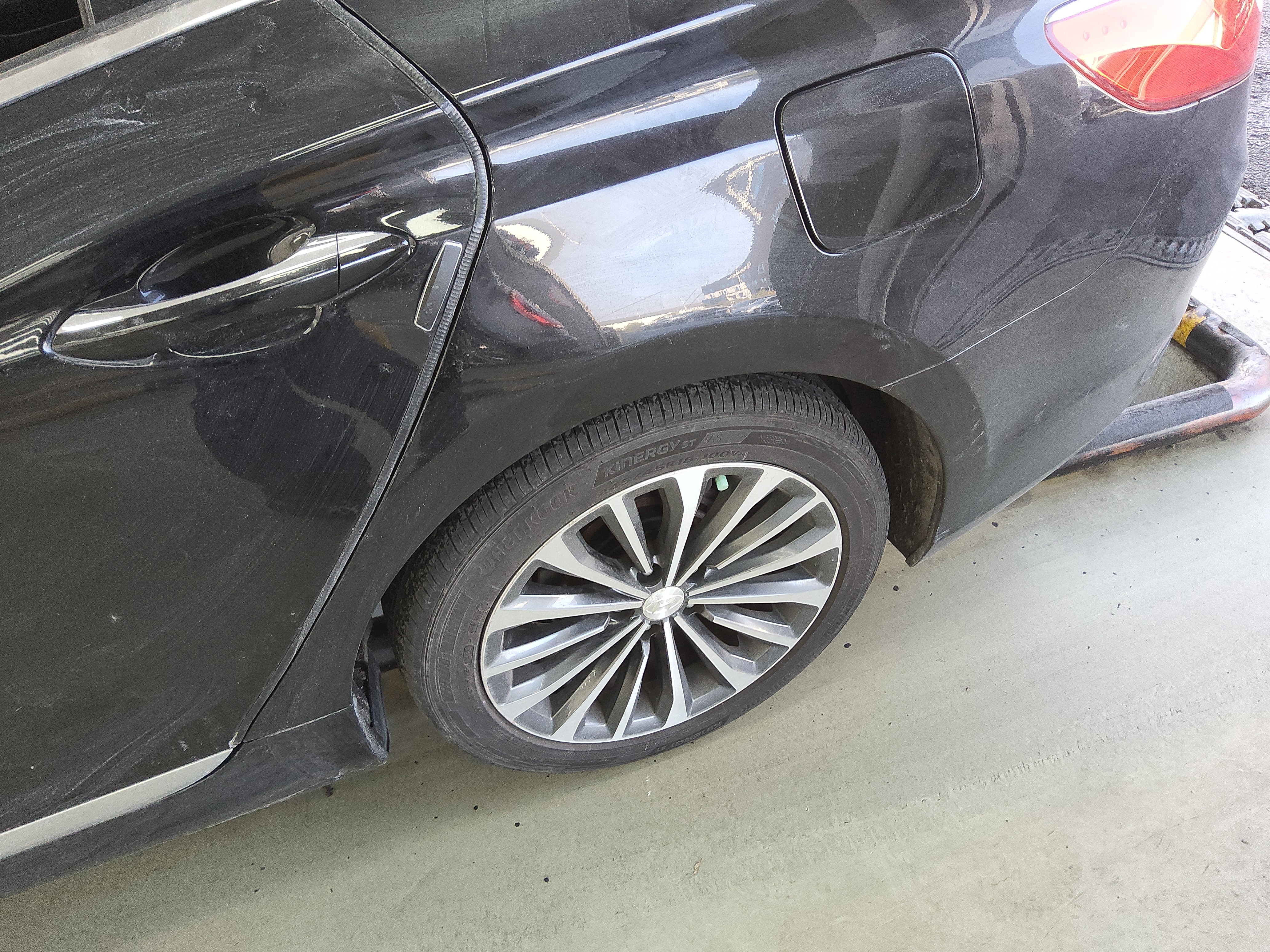 صورة إضافية