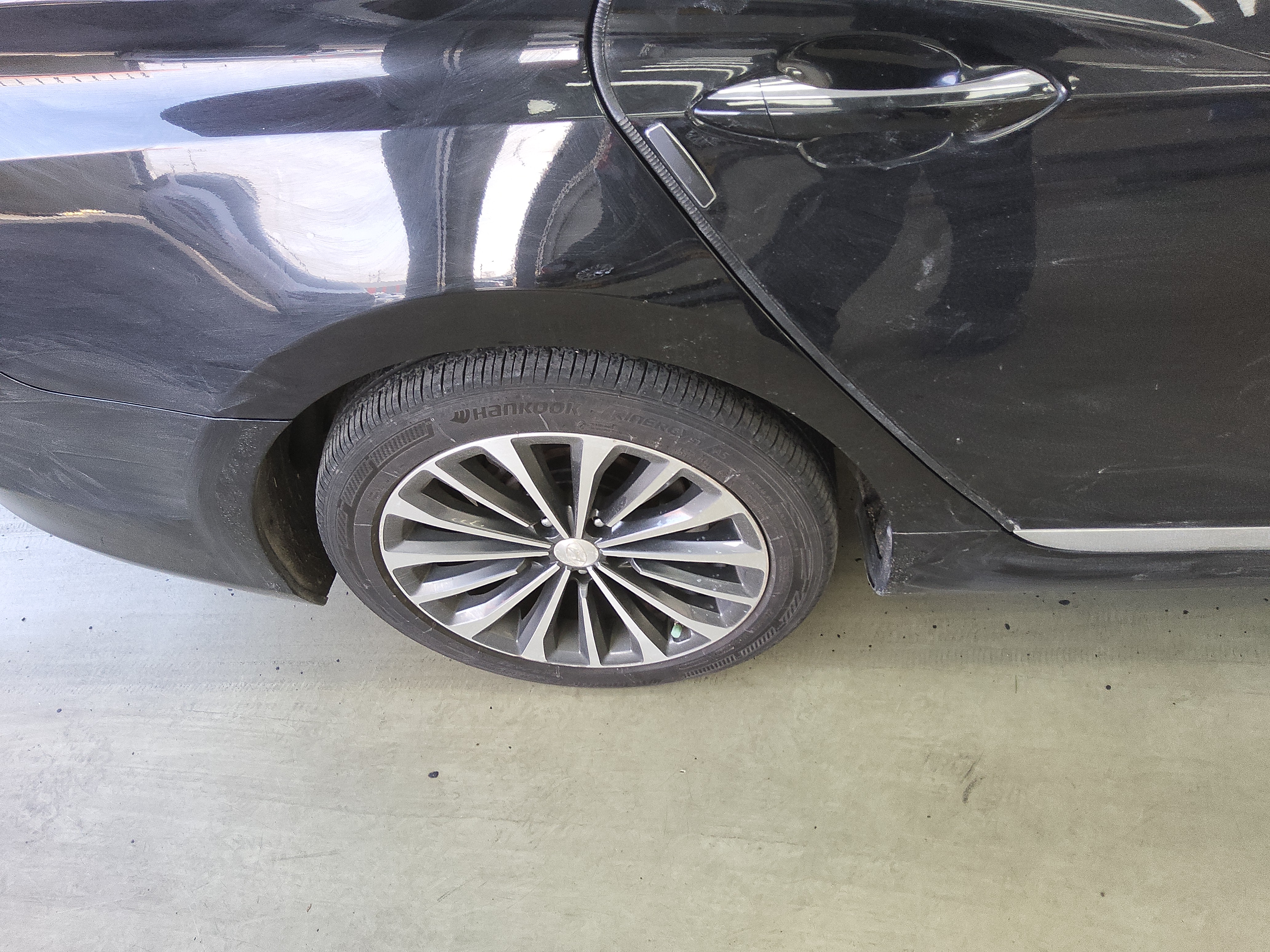 صورة إضافية