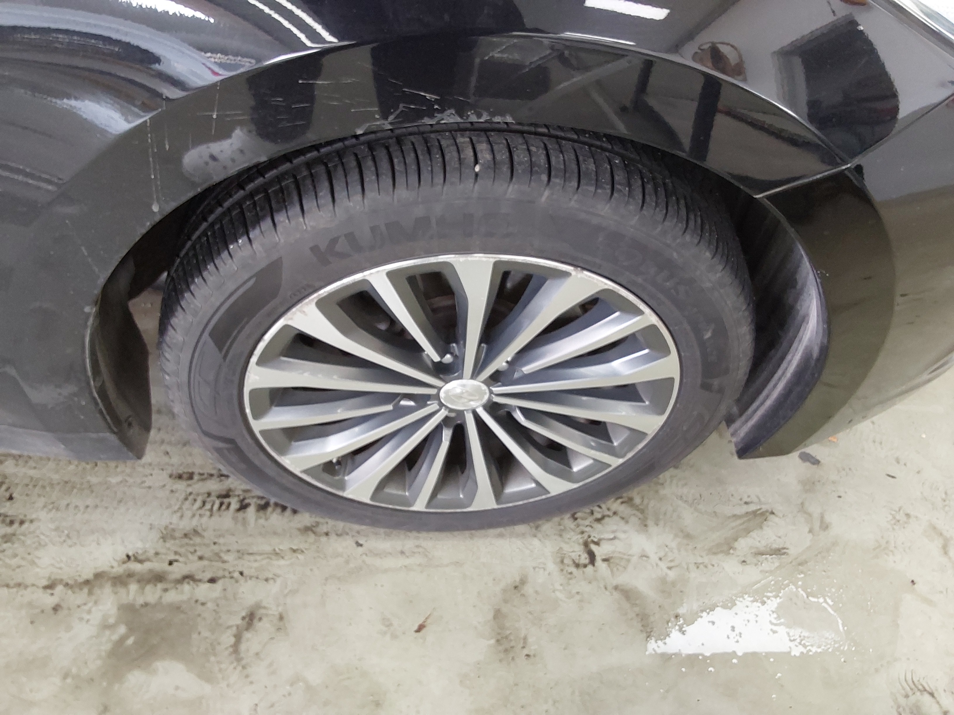 صورة إضافية