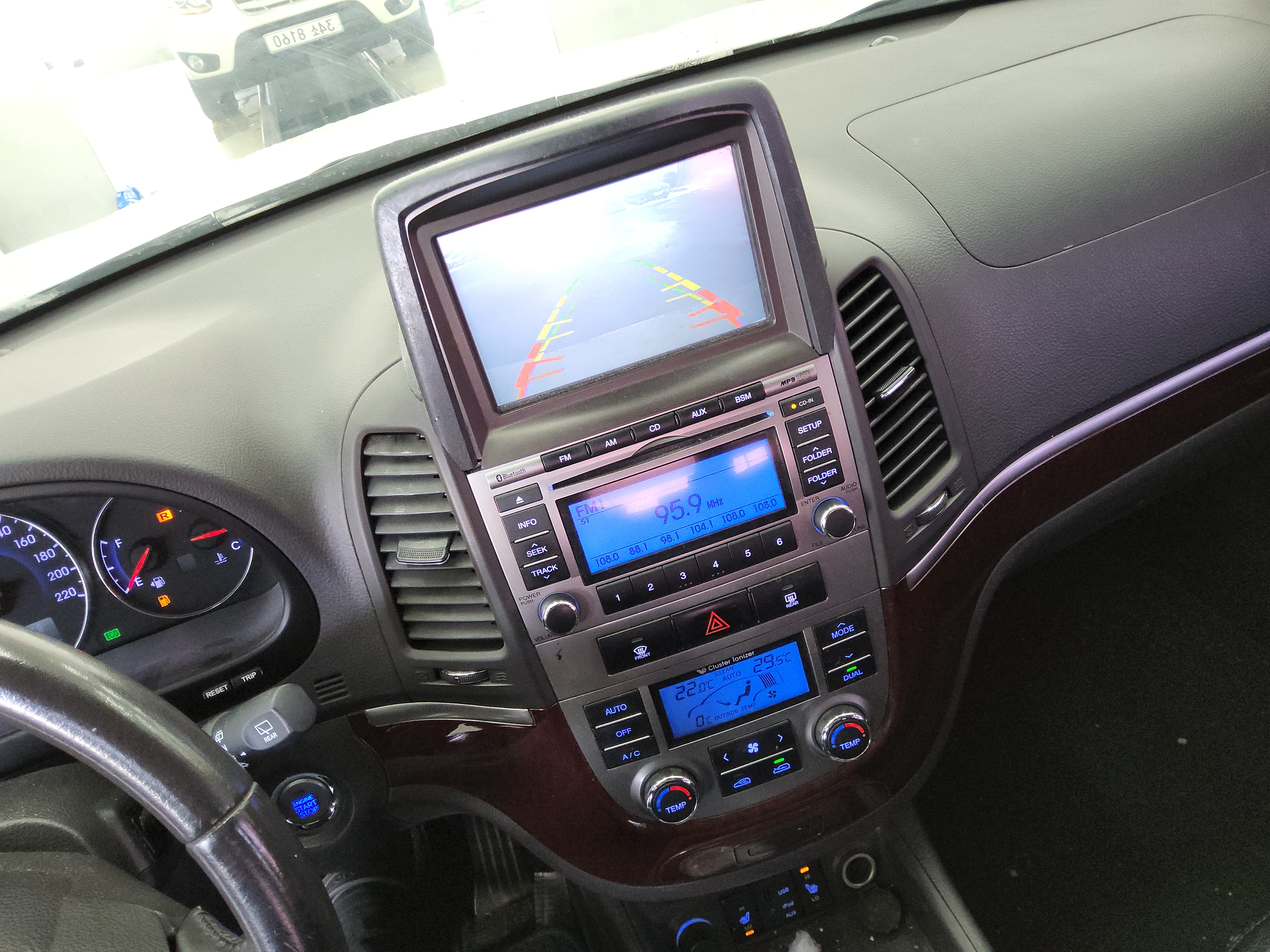 صورة إضافية