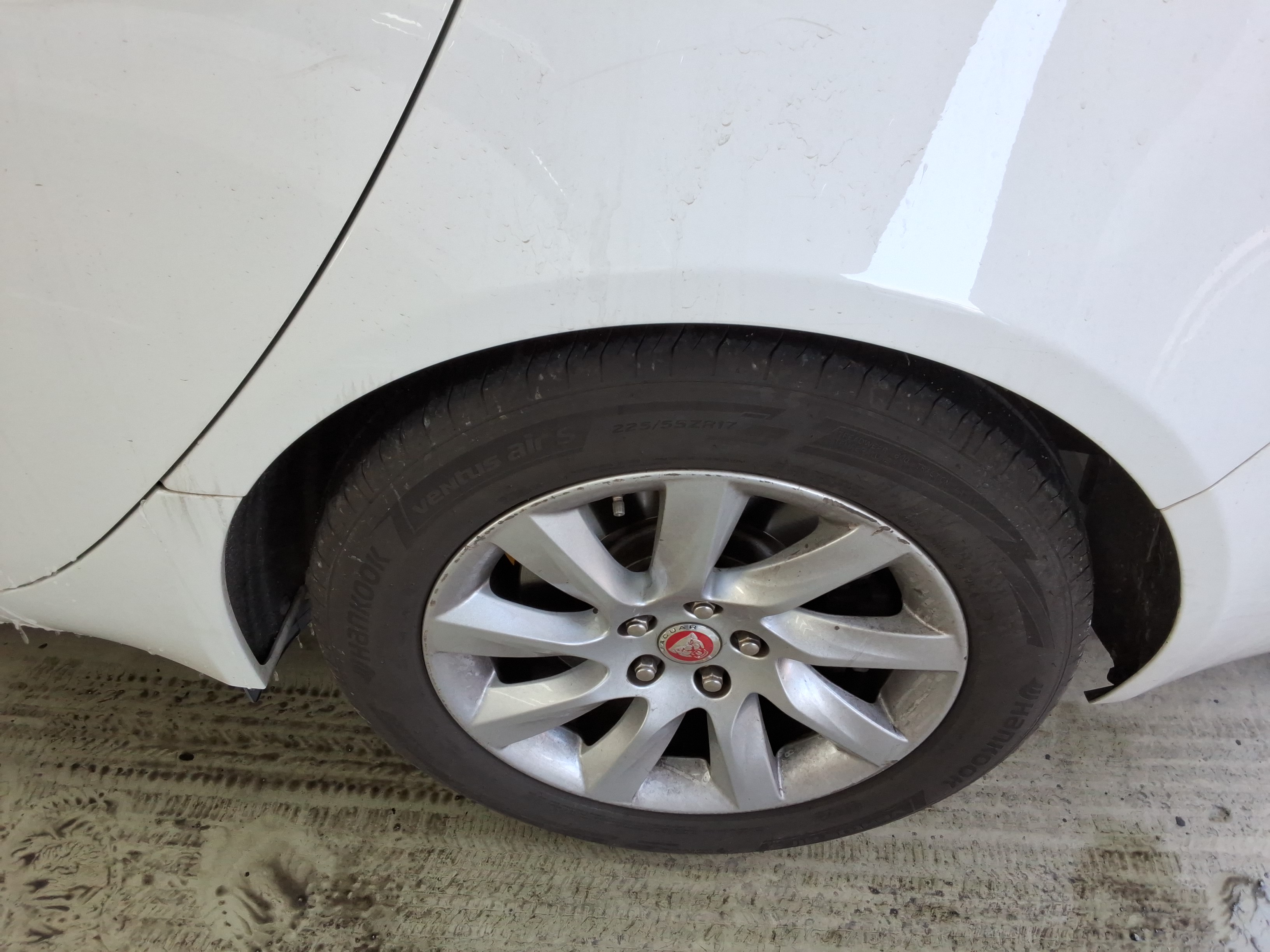 صورة إضافية