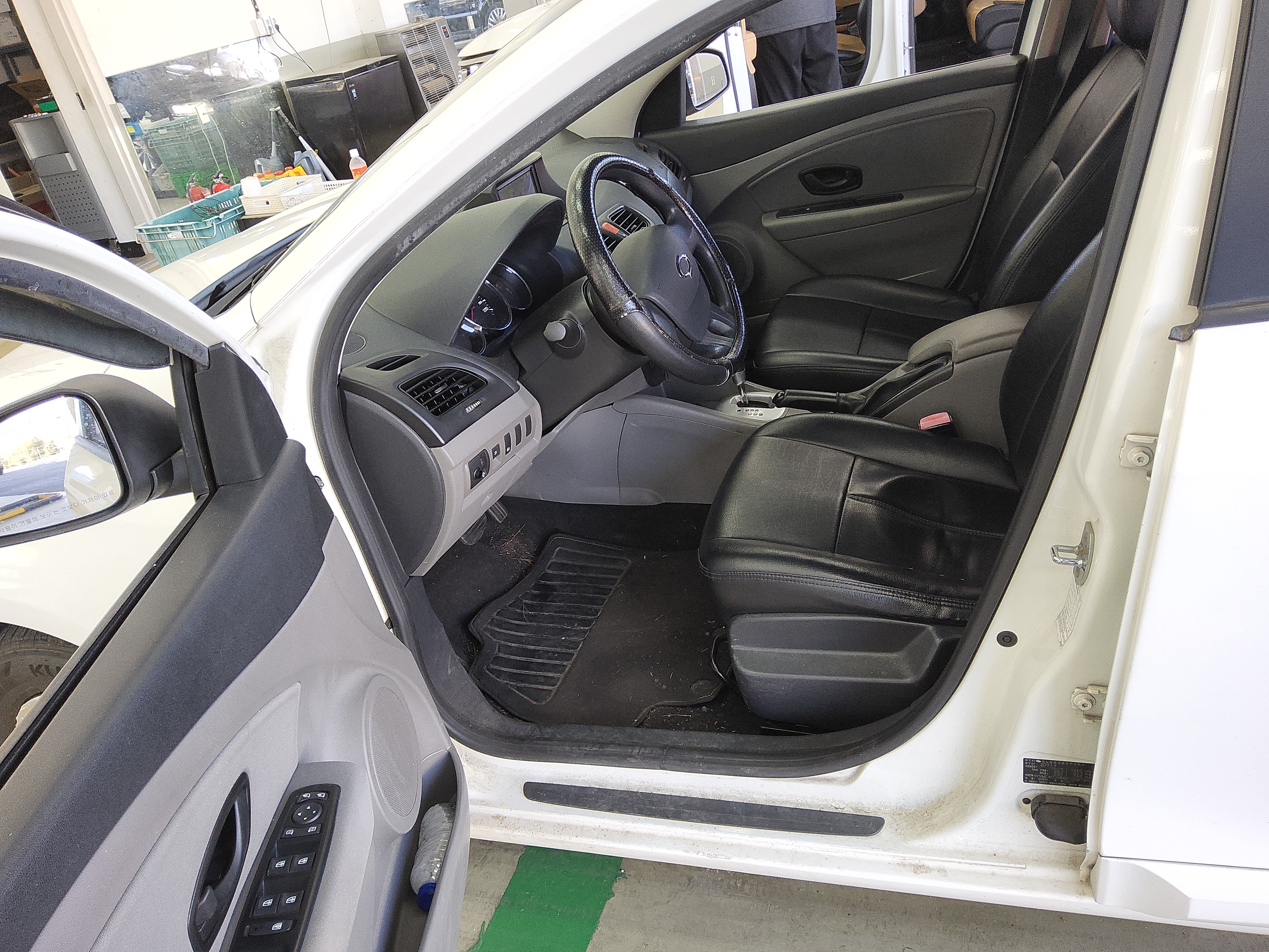 صورة إضافية