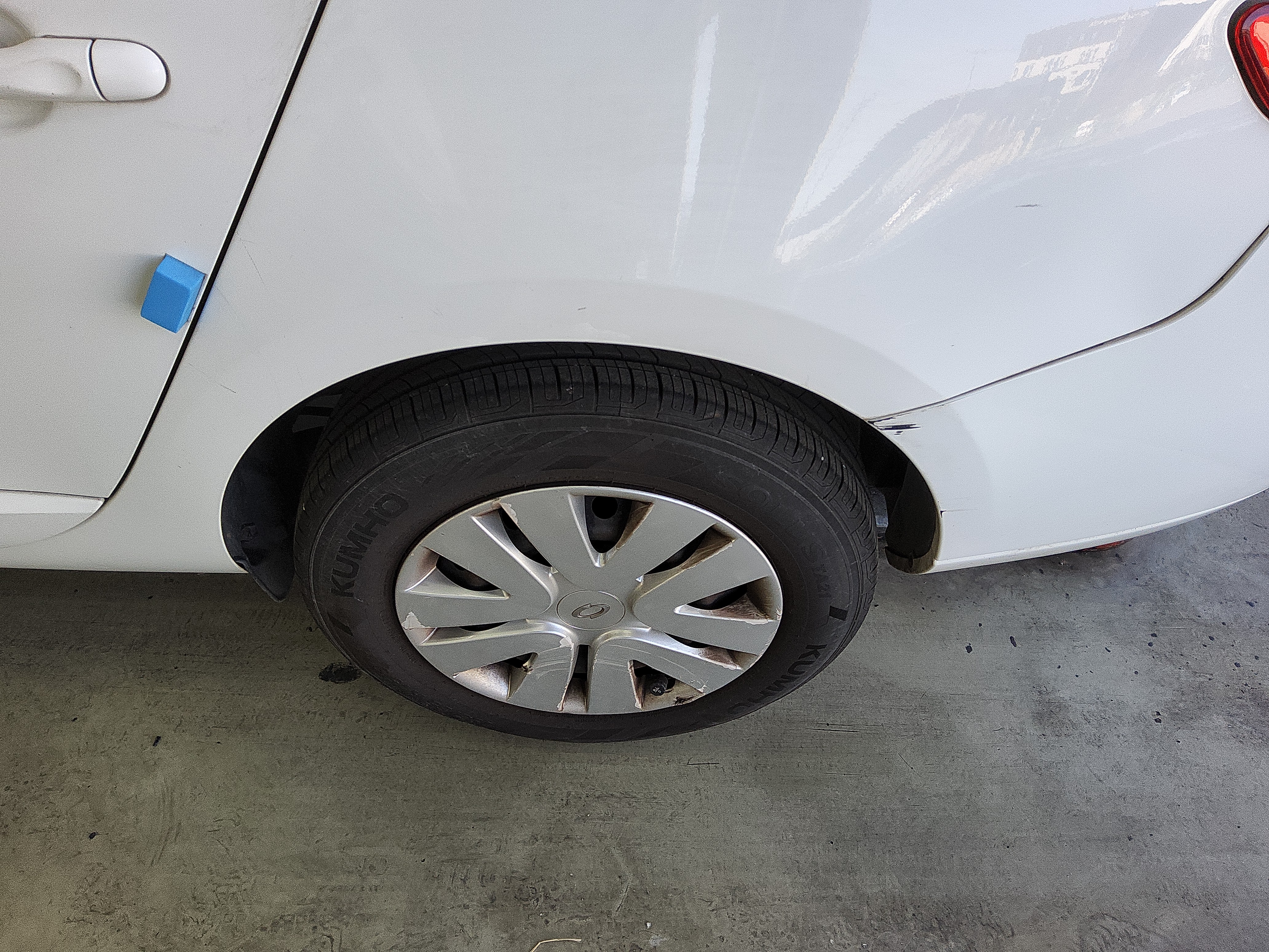 صورة إضافية