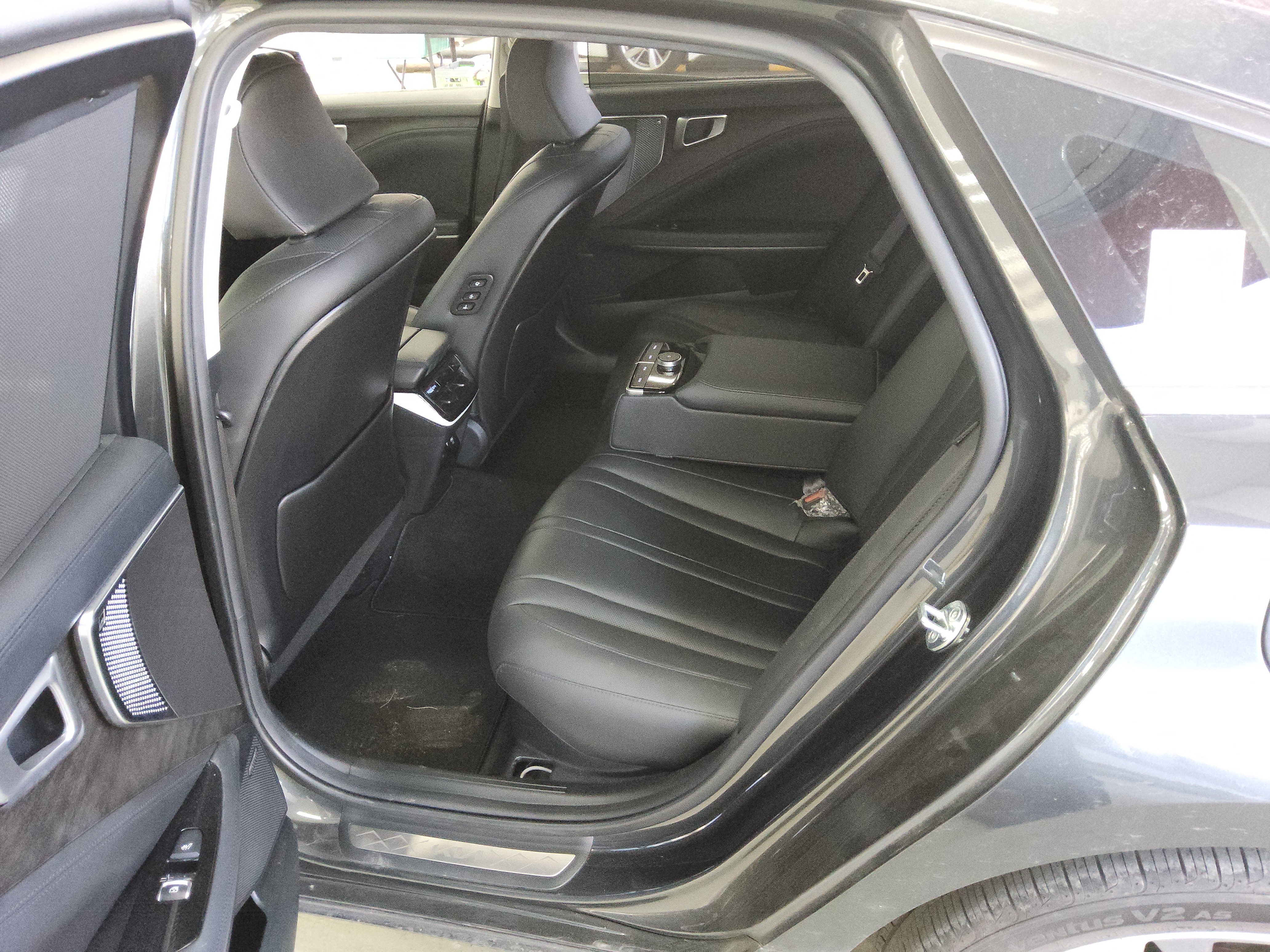 صورة إضافية