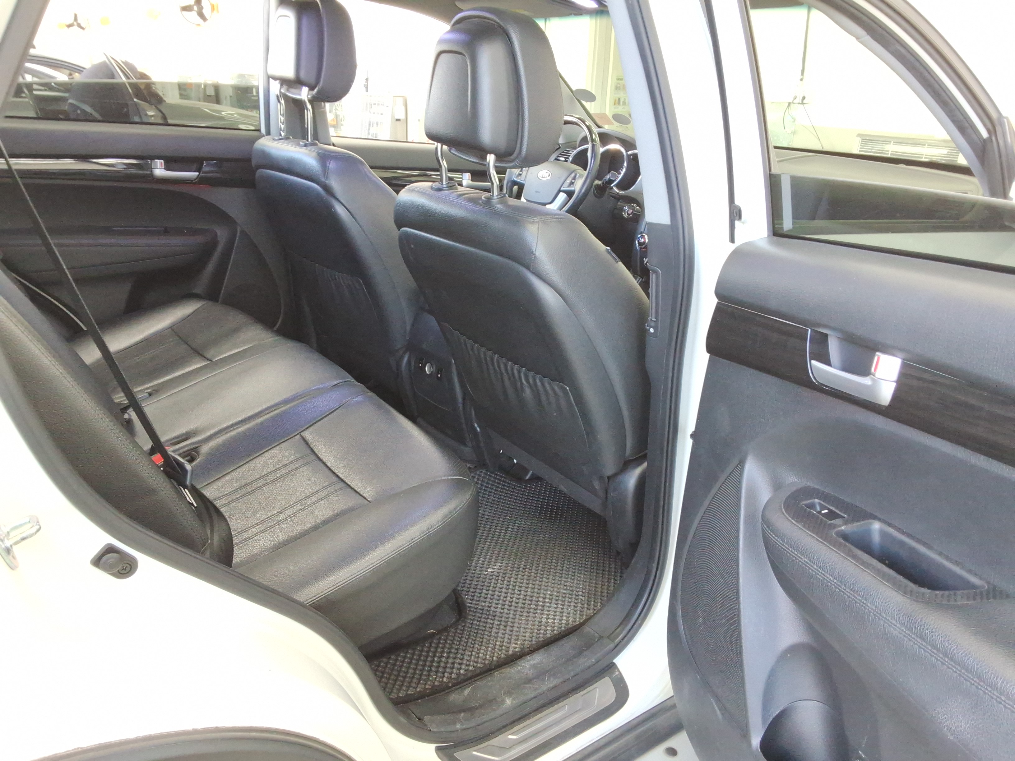 صورة إضافية